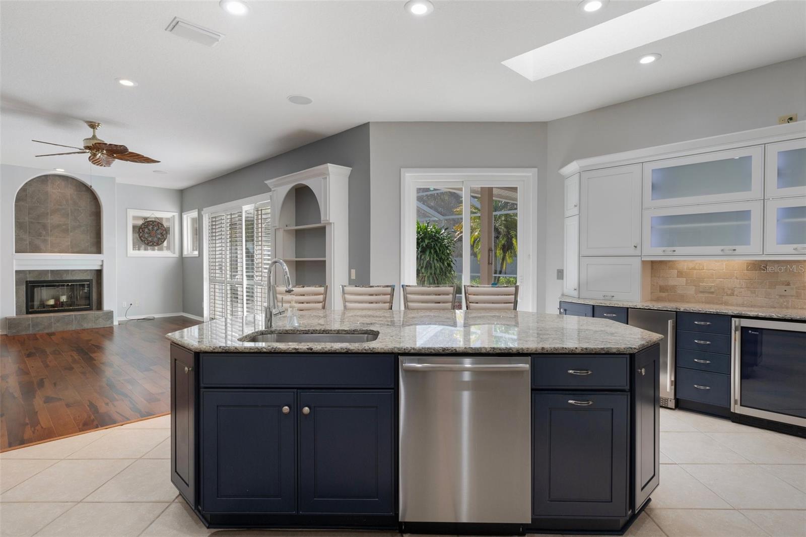 17807 CRYSTAL COVE PL