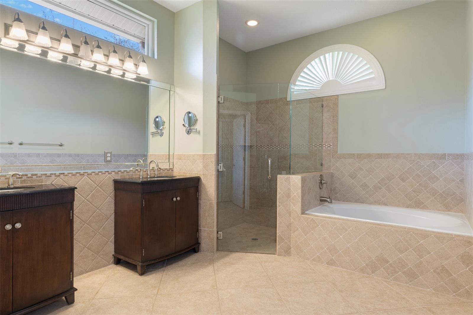17807 CRYSTAL COVE PL