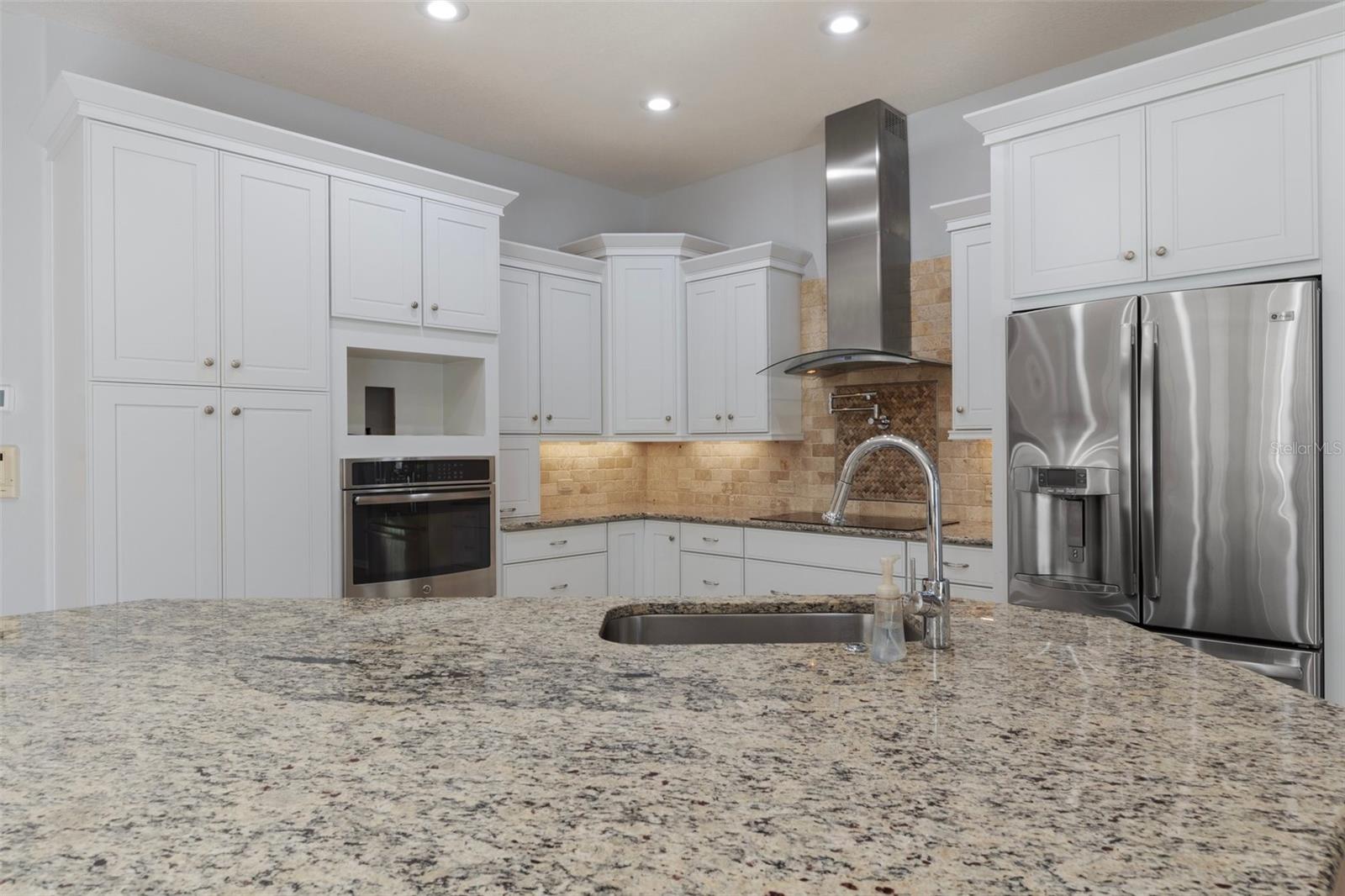 17807 CRYSTAL COVE PL