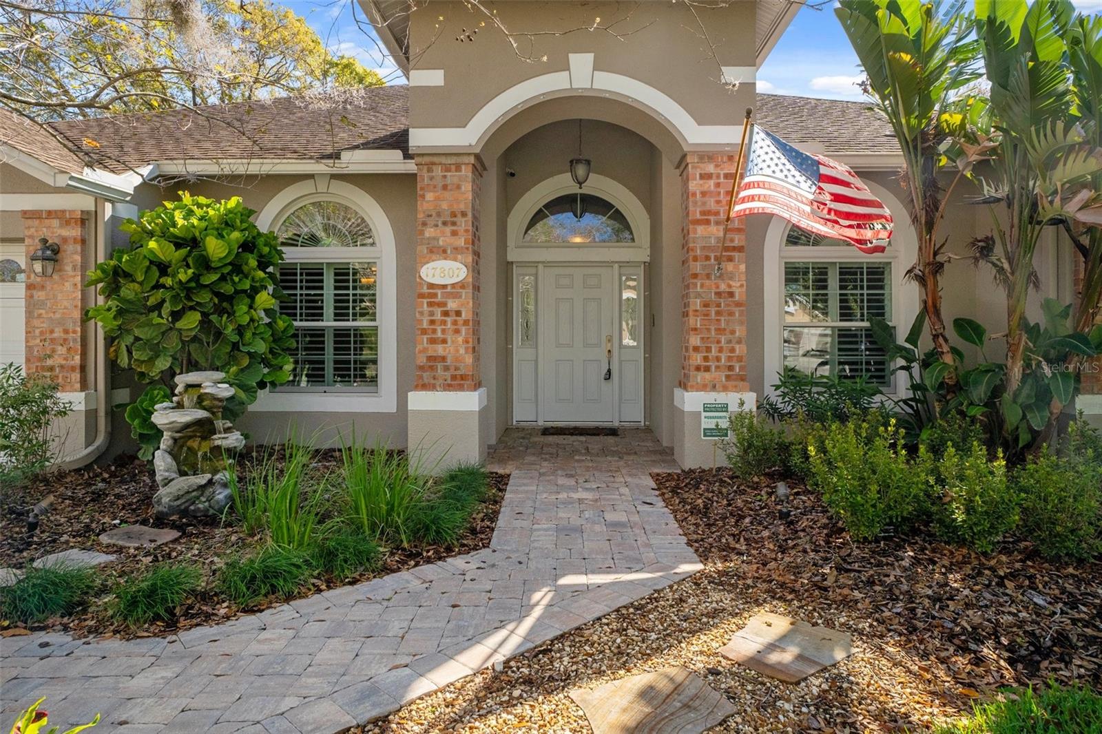 17807 CRYSTAL COVE PL