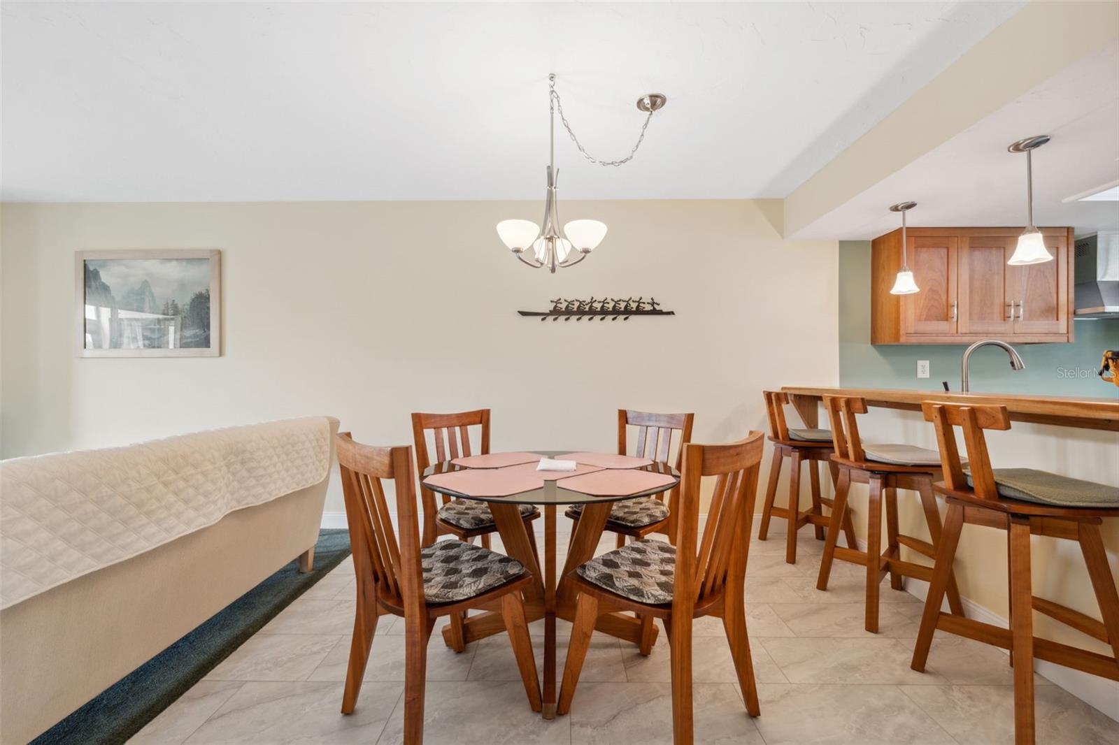 143 LAKESIDE DR #143