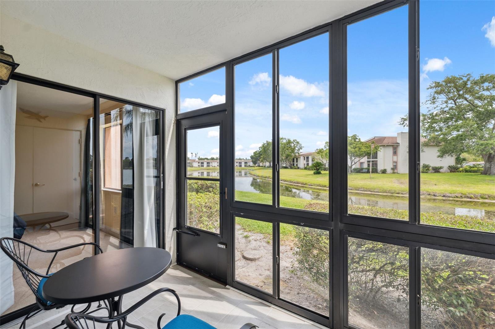 143 LAKESIDE DR #143