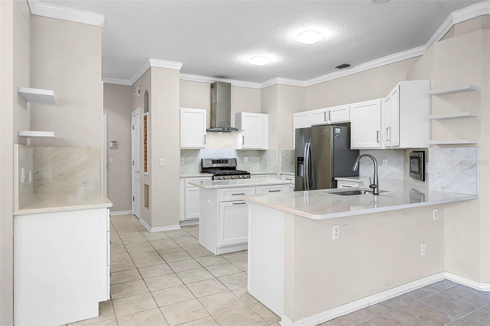 16515 NIKKI LN