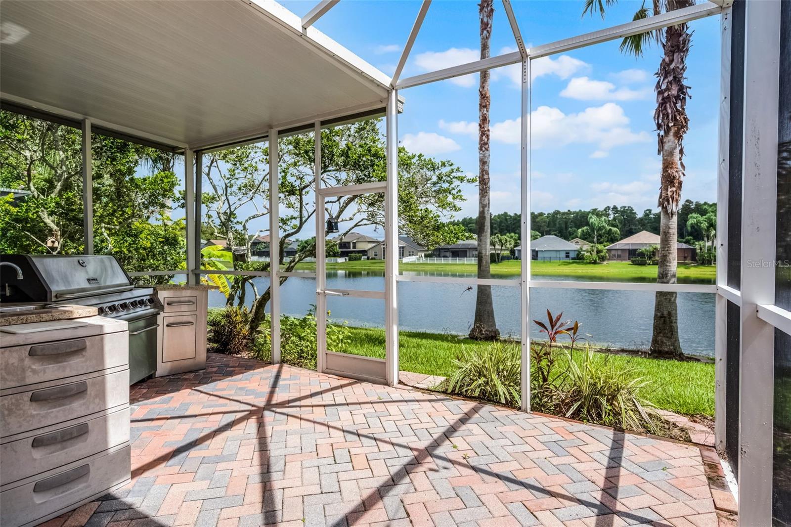 16515 NIKKI LN