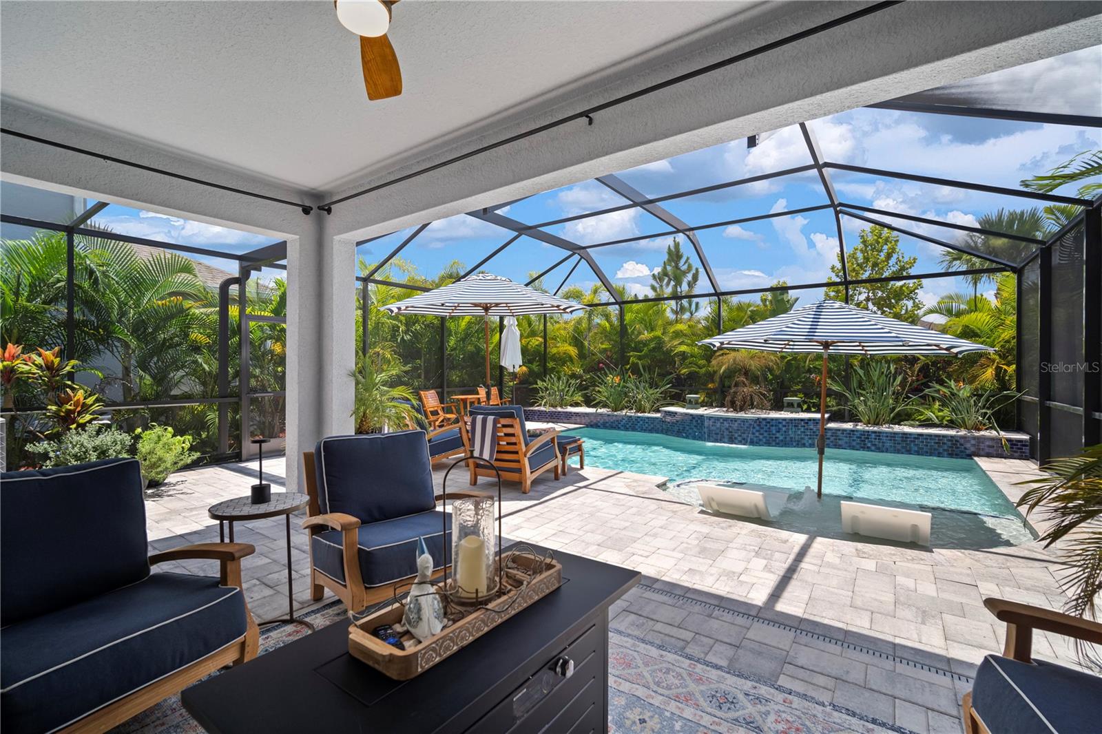 5441 DEL CORONADO DR