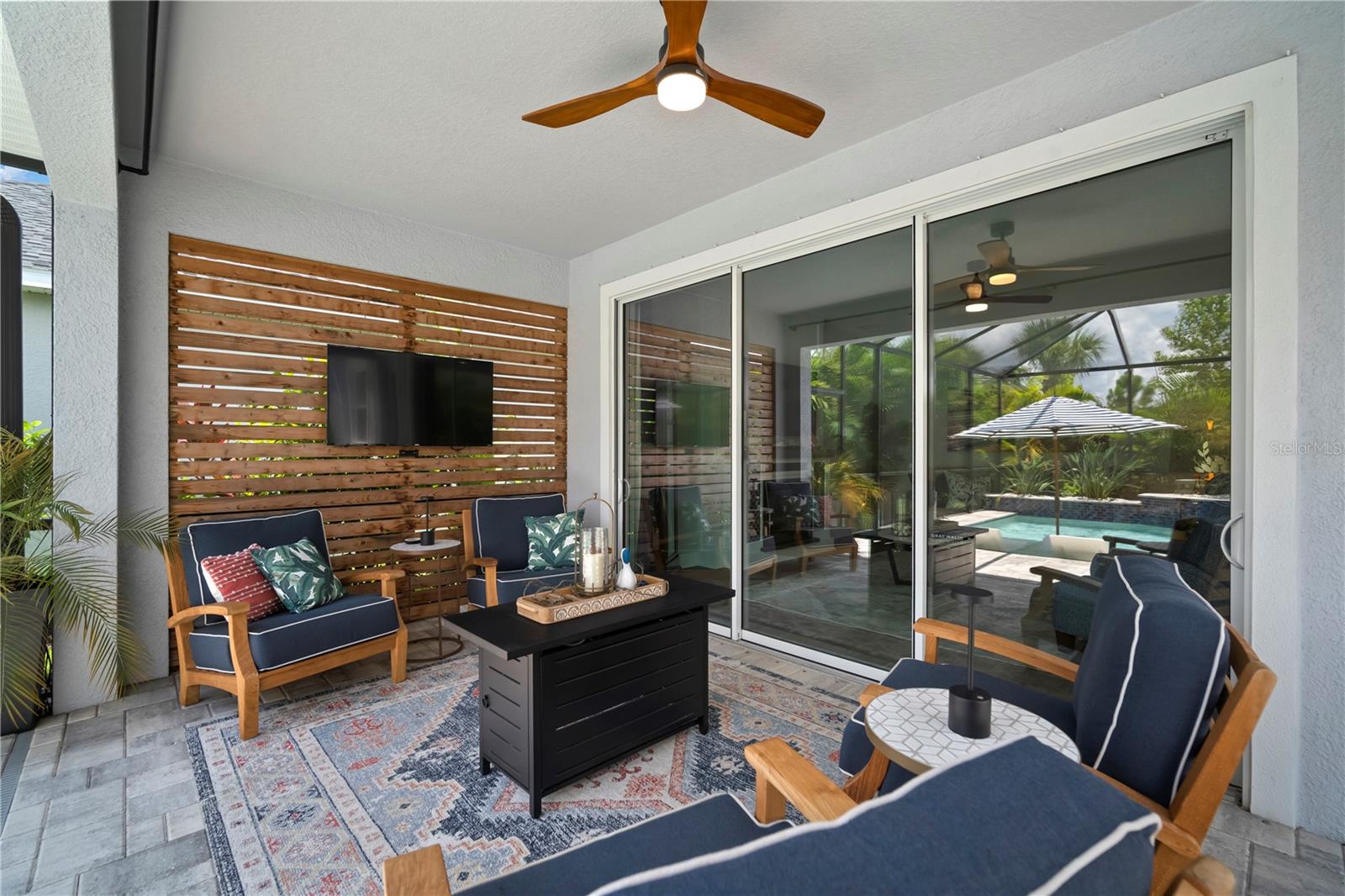5441 DEL CORONADO DR