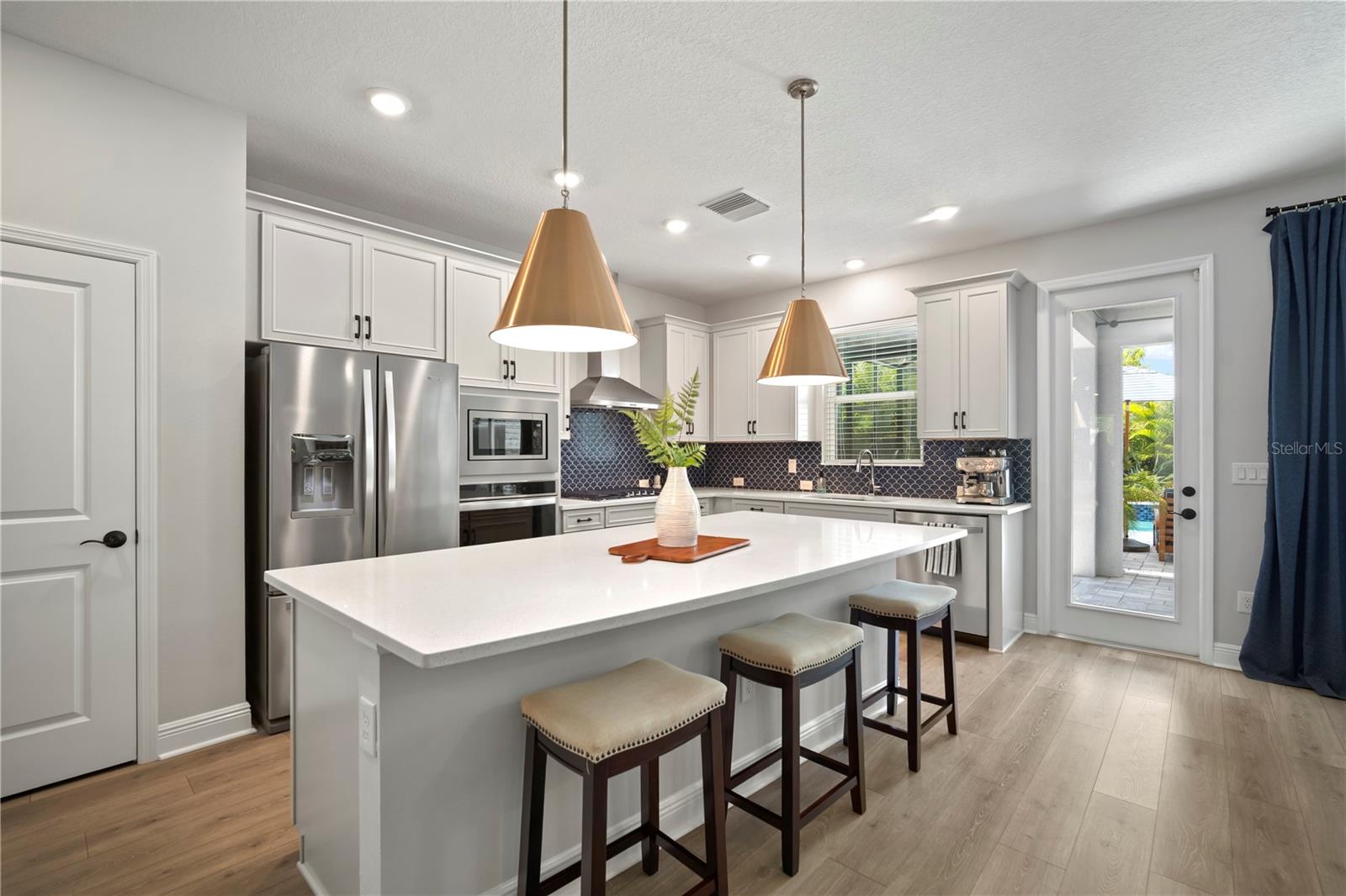 5441 DEL CORONADO DR