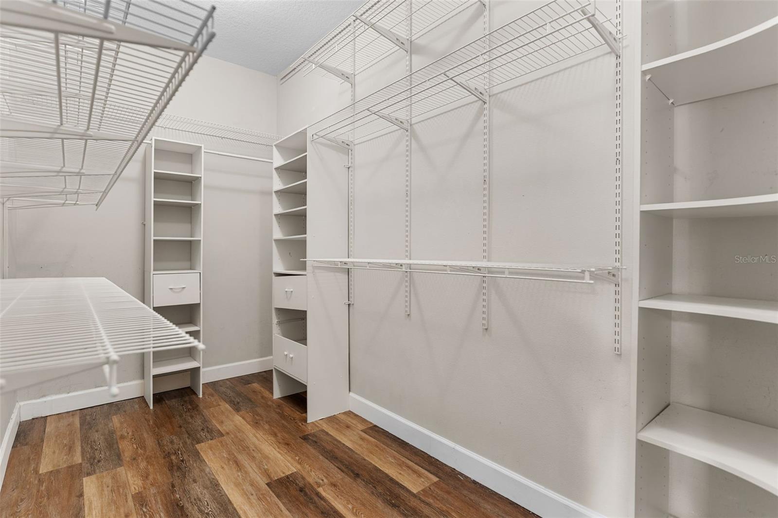 16511 TURNBURY OAK DR