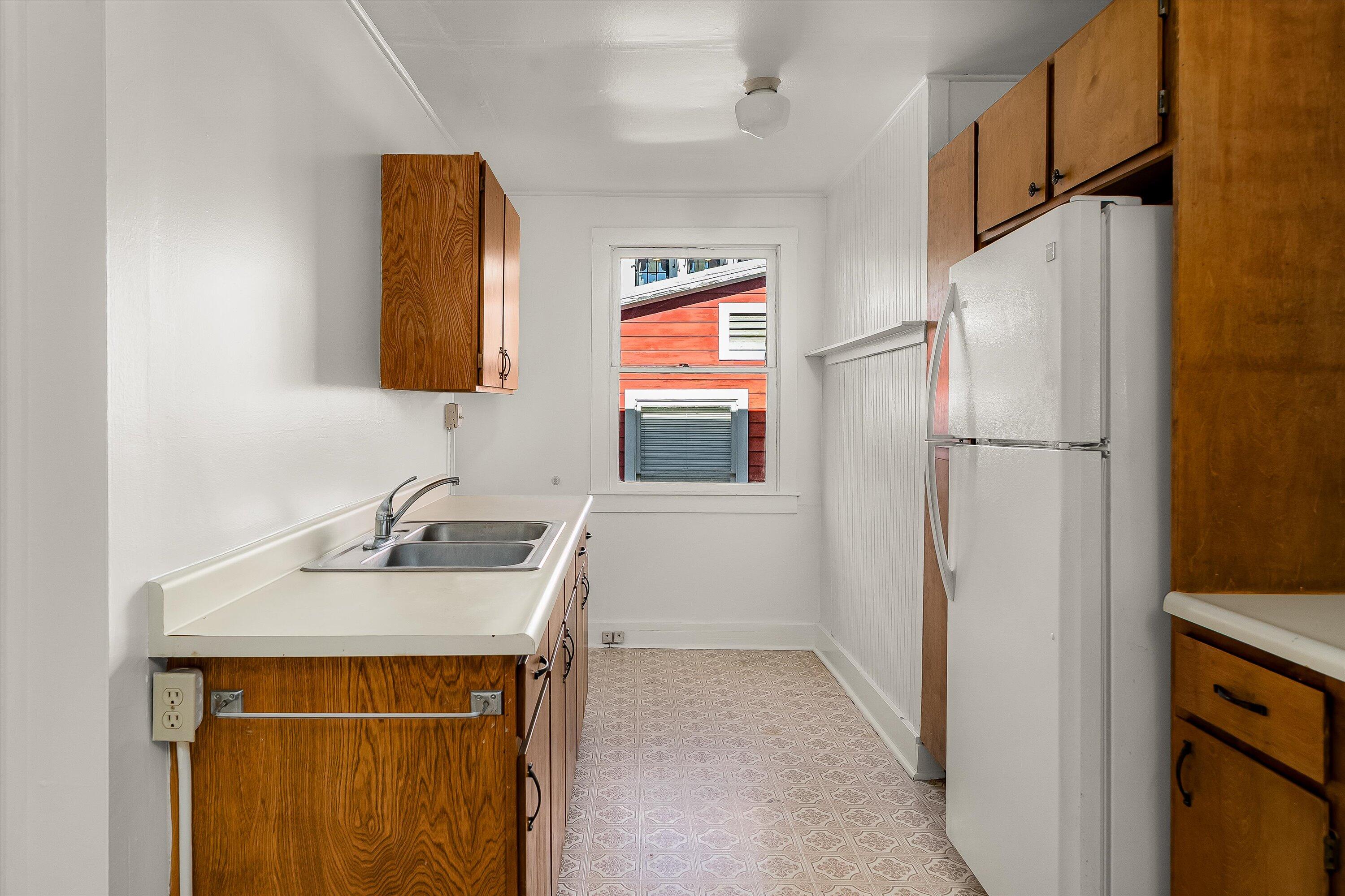 532 Brinkerhoff Avenue