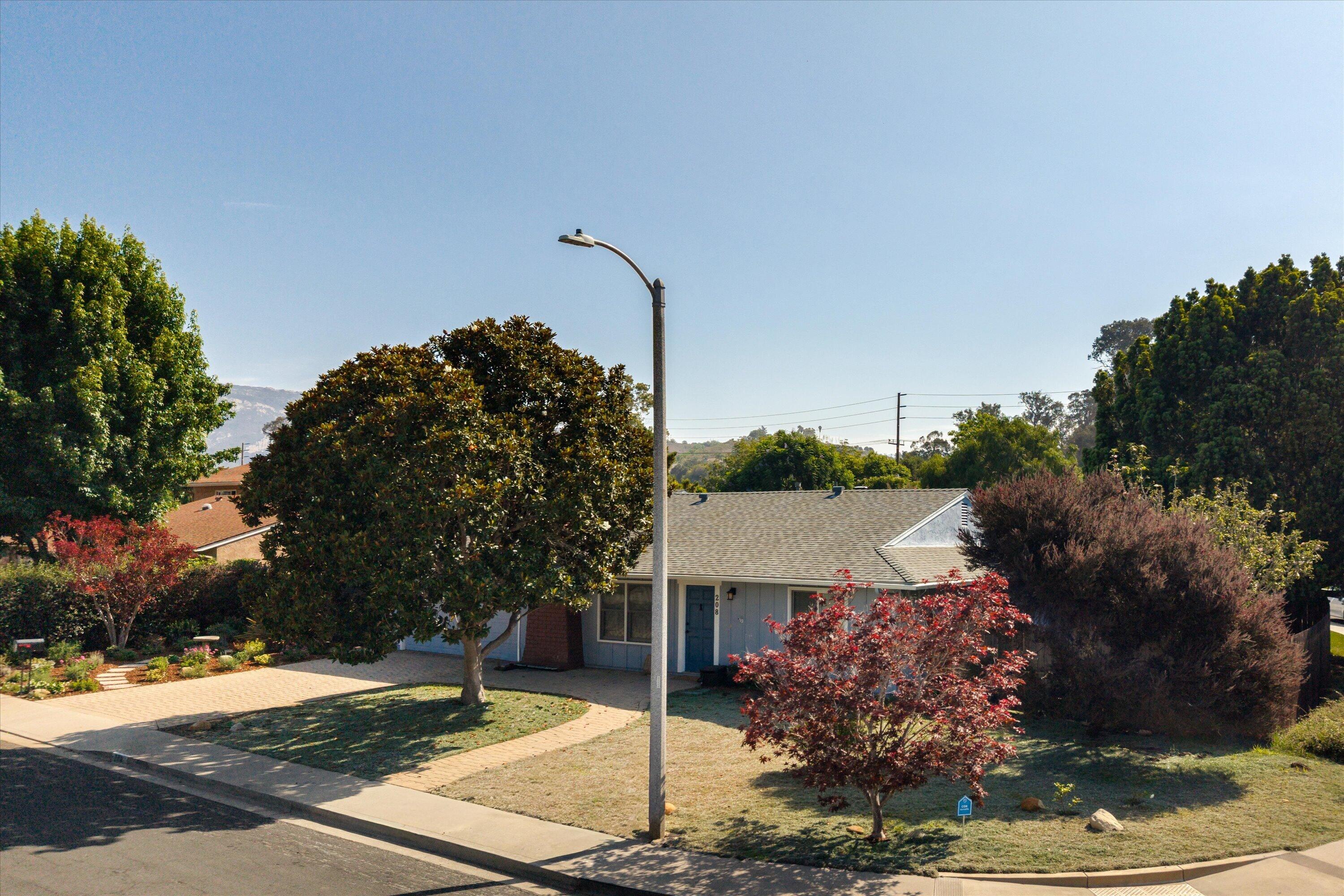 208 Calle Serrento