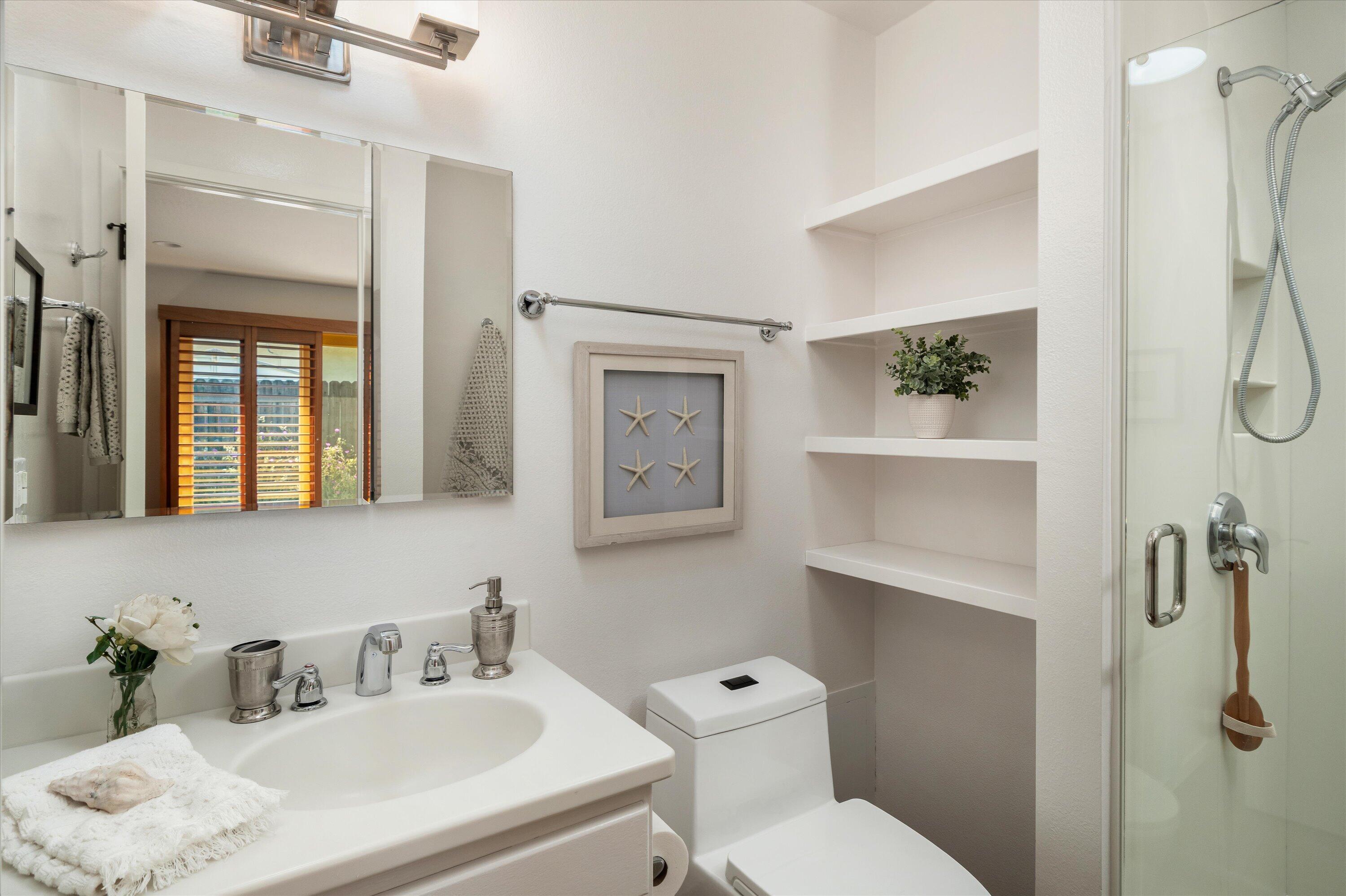 208 Calle Serrento