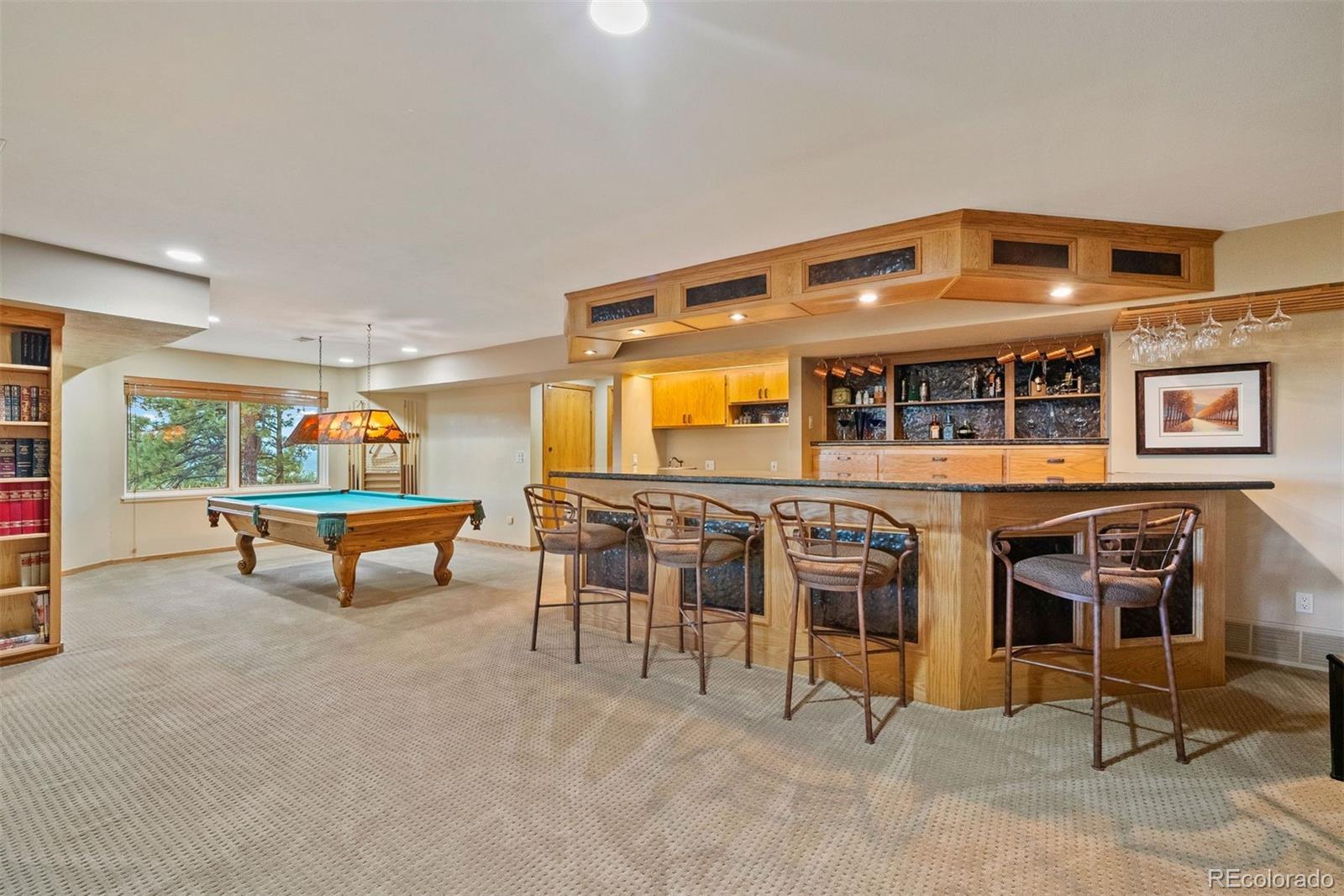 2043 Montane Drive E