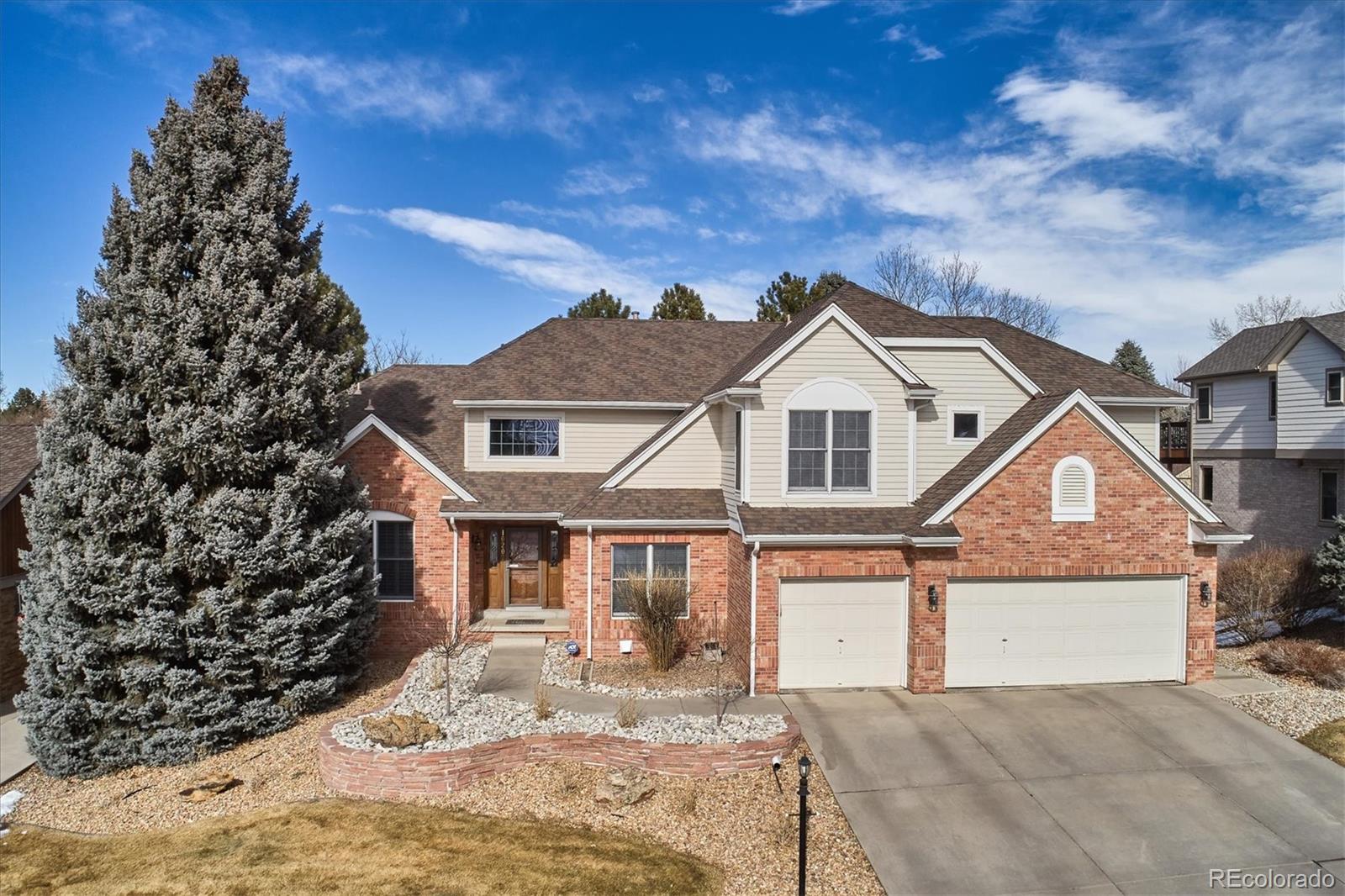 10207 E Lake Drive