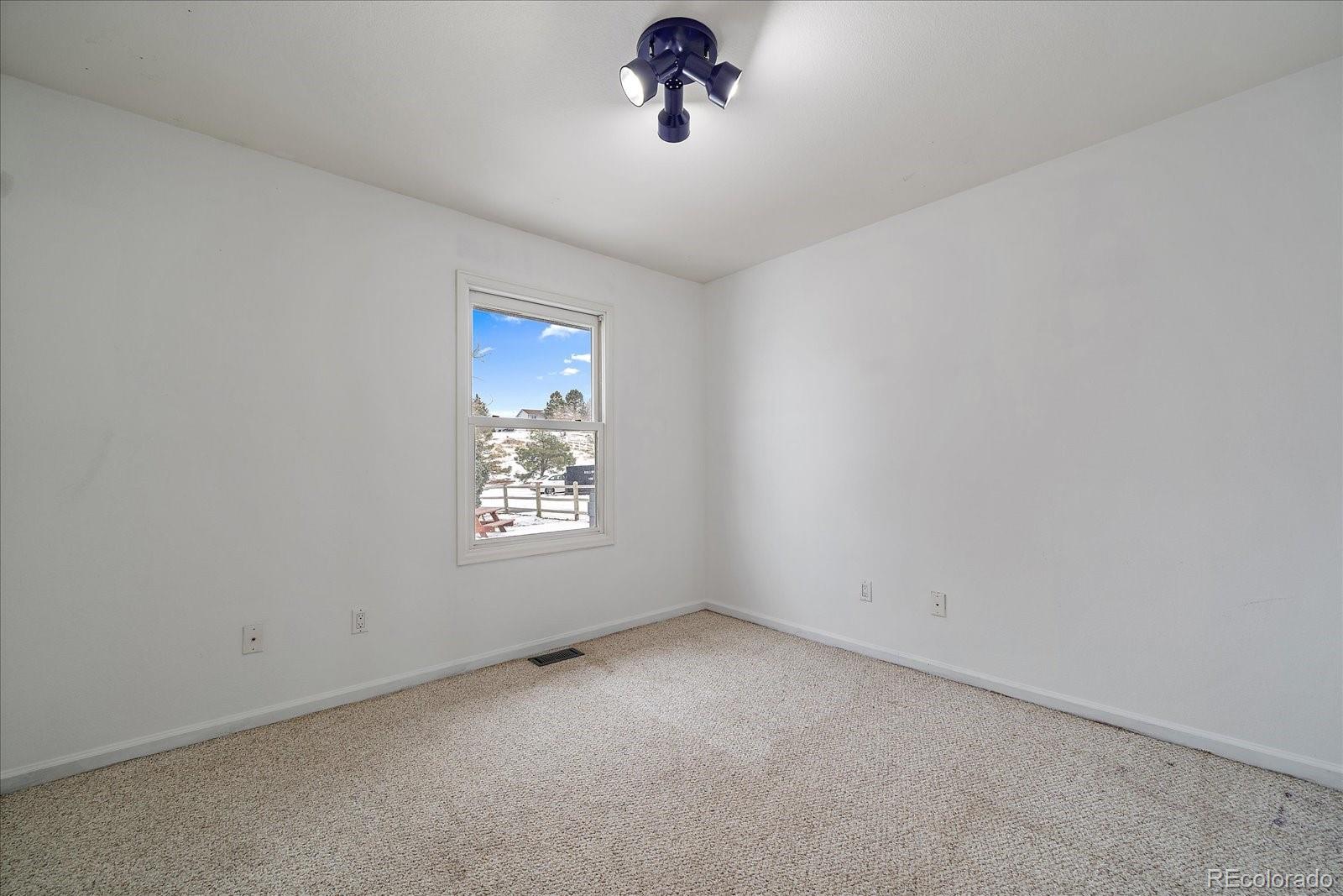 45853 Stagecoach Road