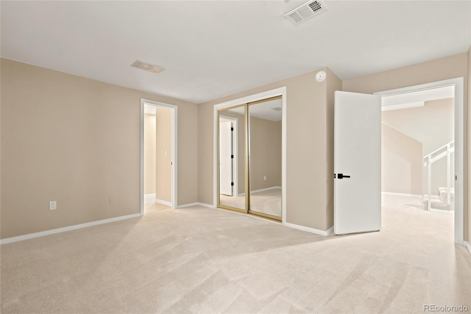 7572 S Rosemary Circle