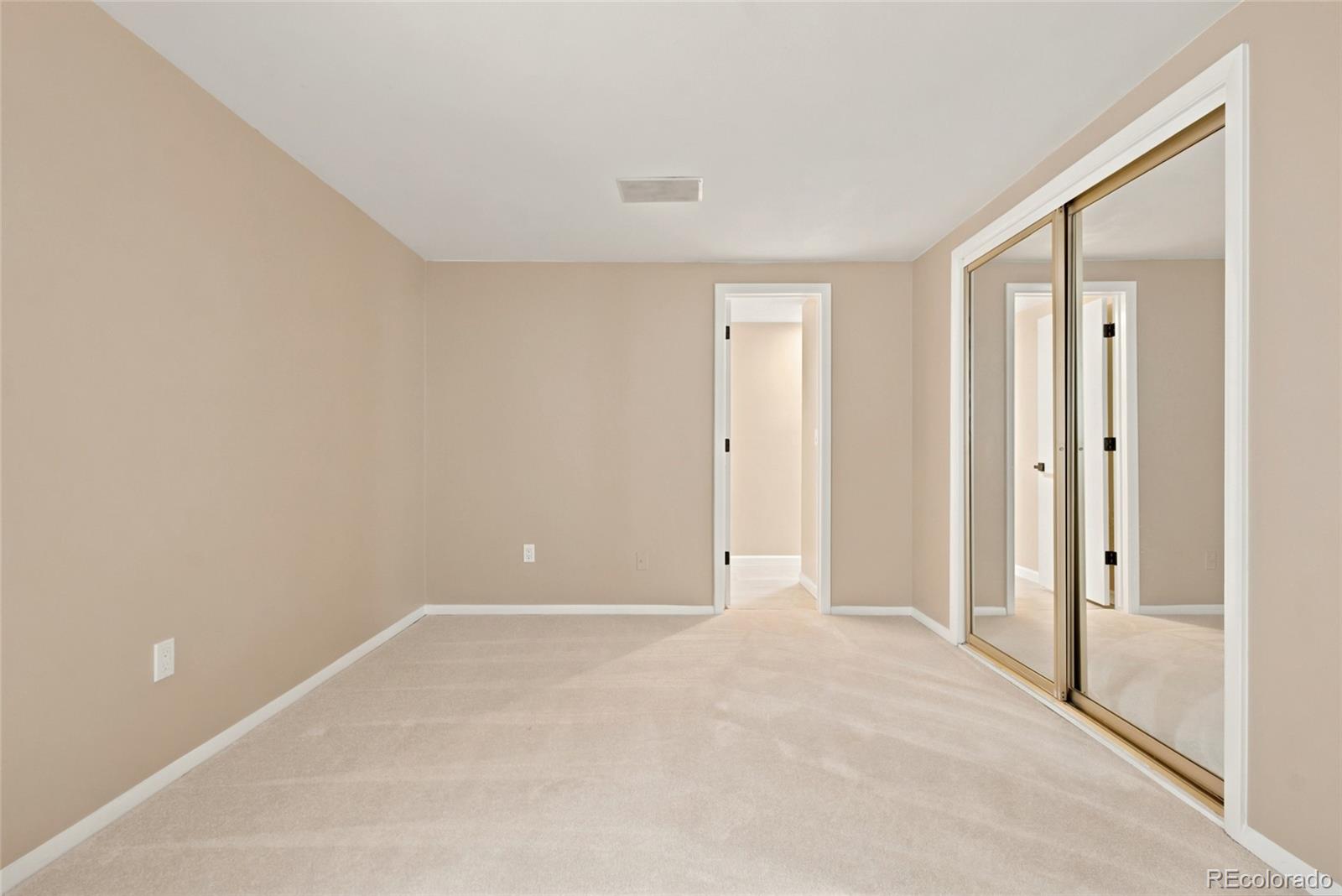 7572 S Rosemary Circle