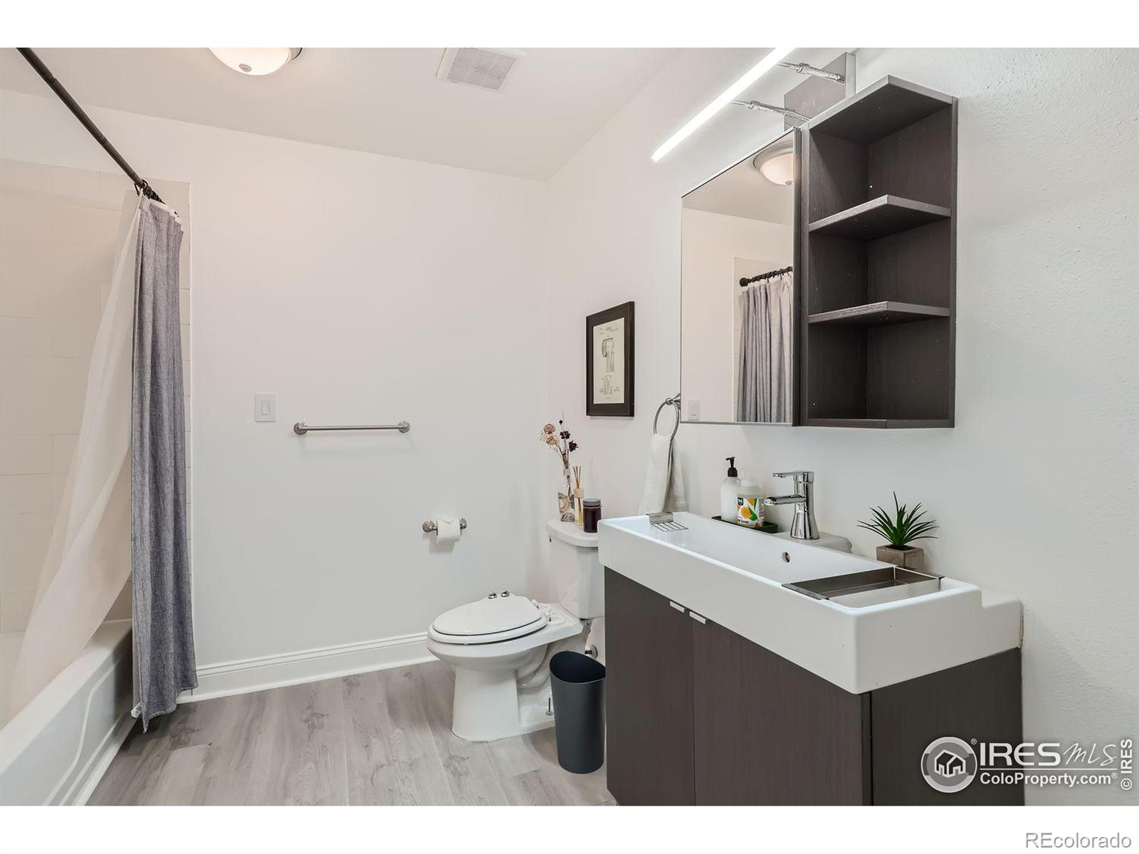7645 E Quincy Avenue Unit: 306