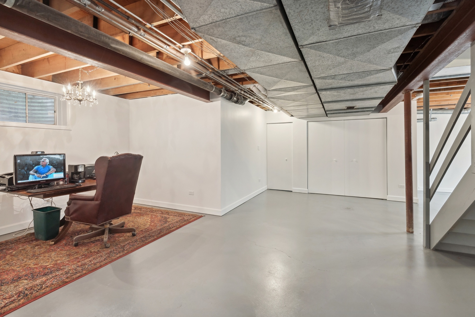 1222 W Deerpath Road