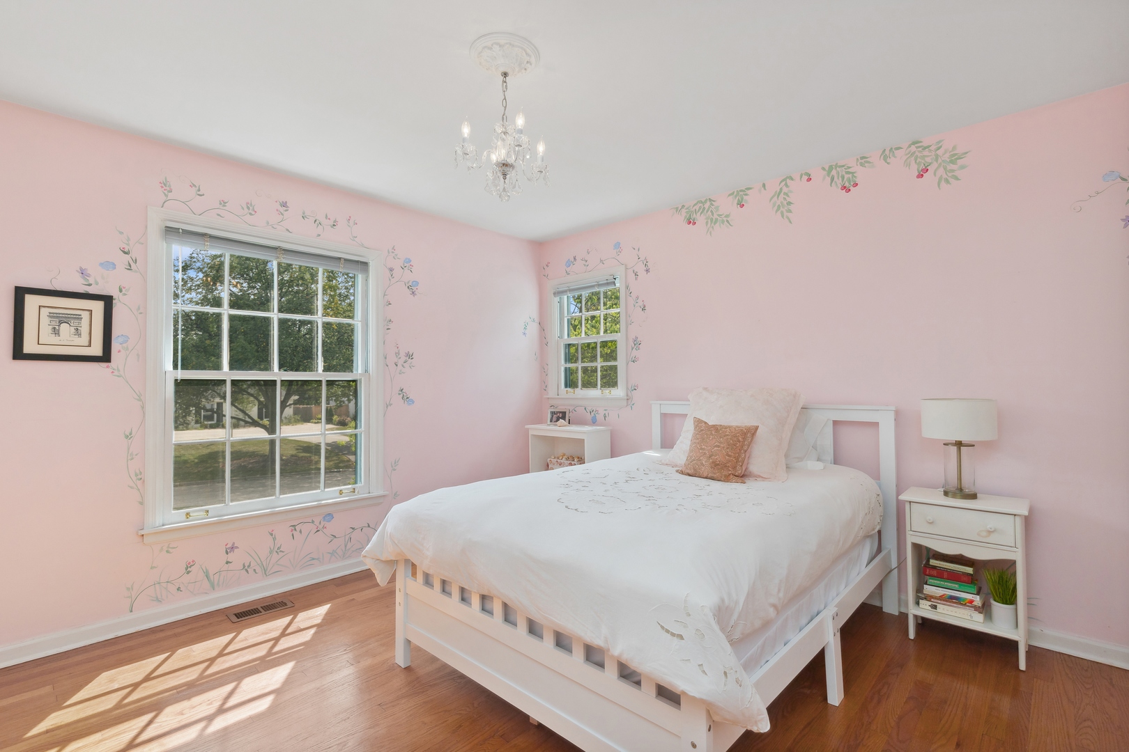 1222 W Deerpath Road