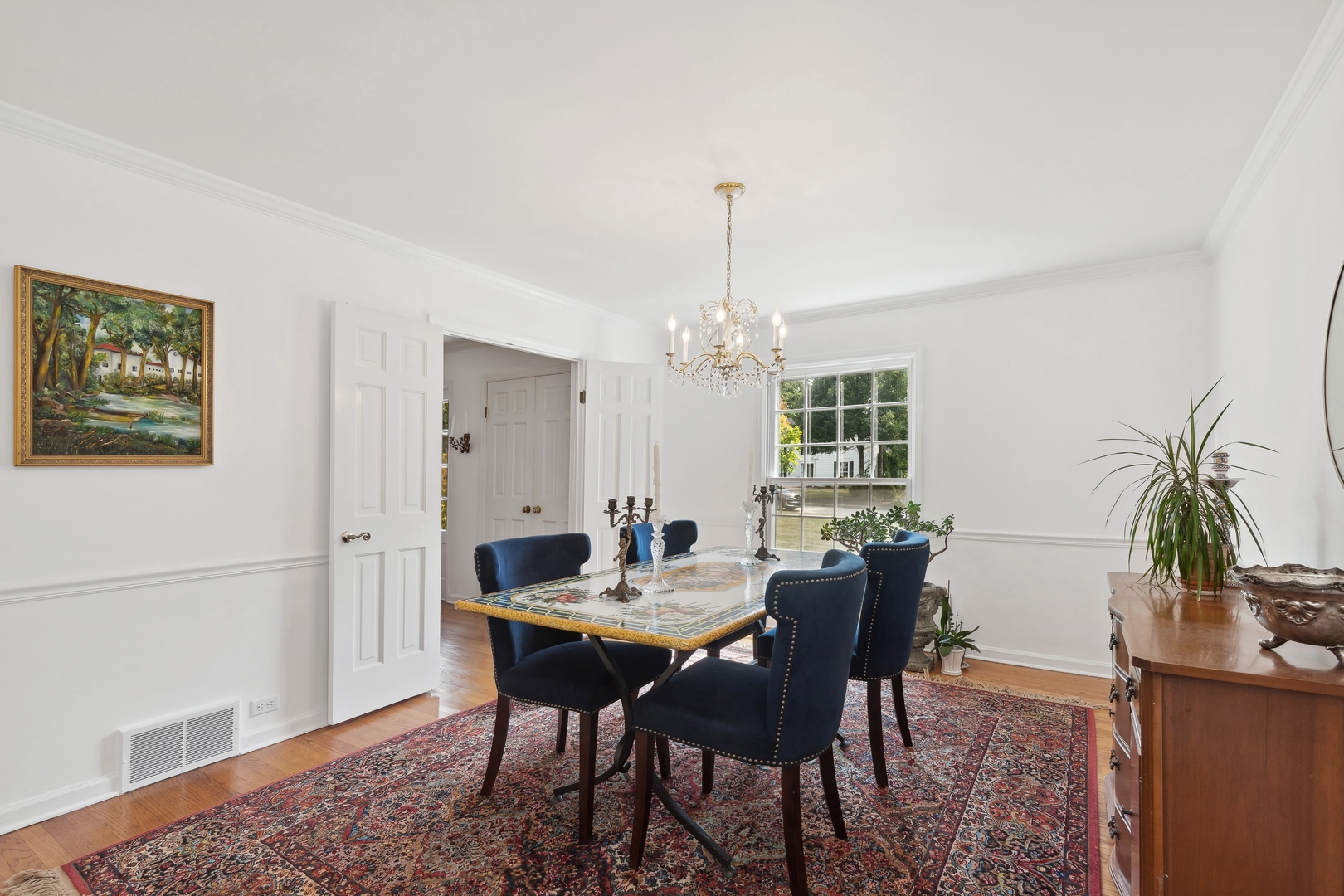 1222 W Deerpath Road