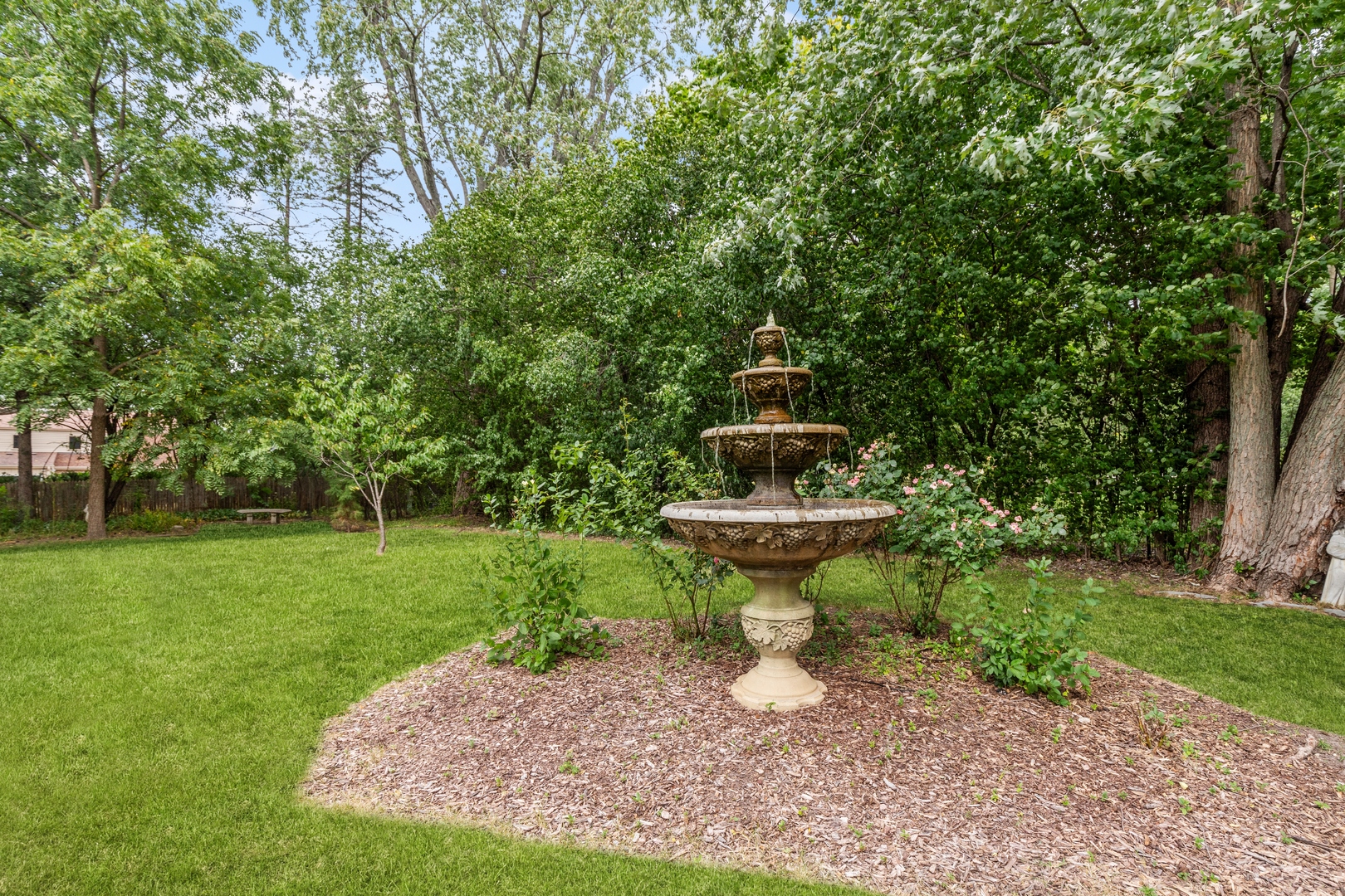 1222 W Deerpath Road