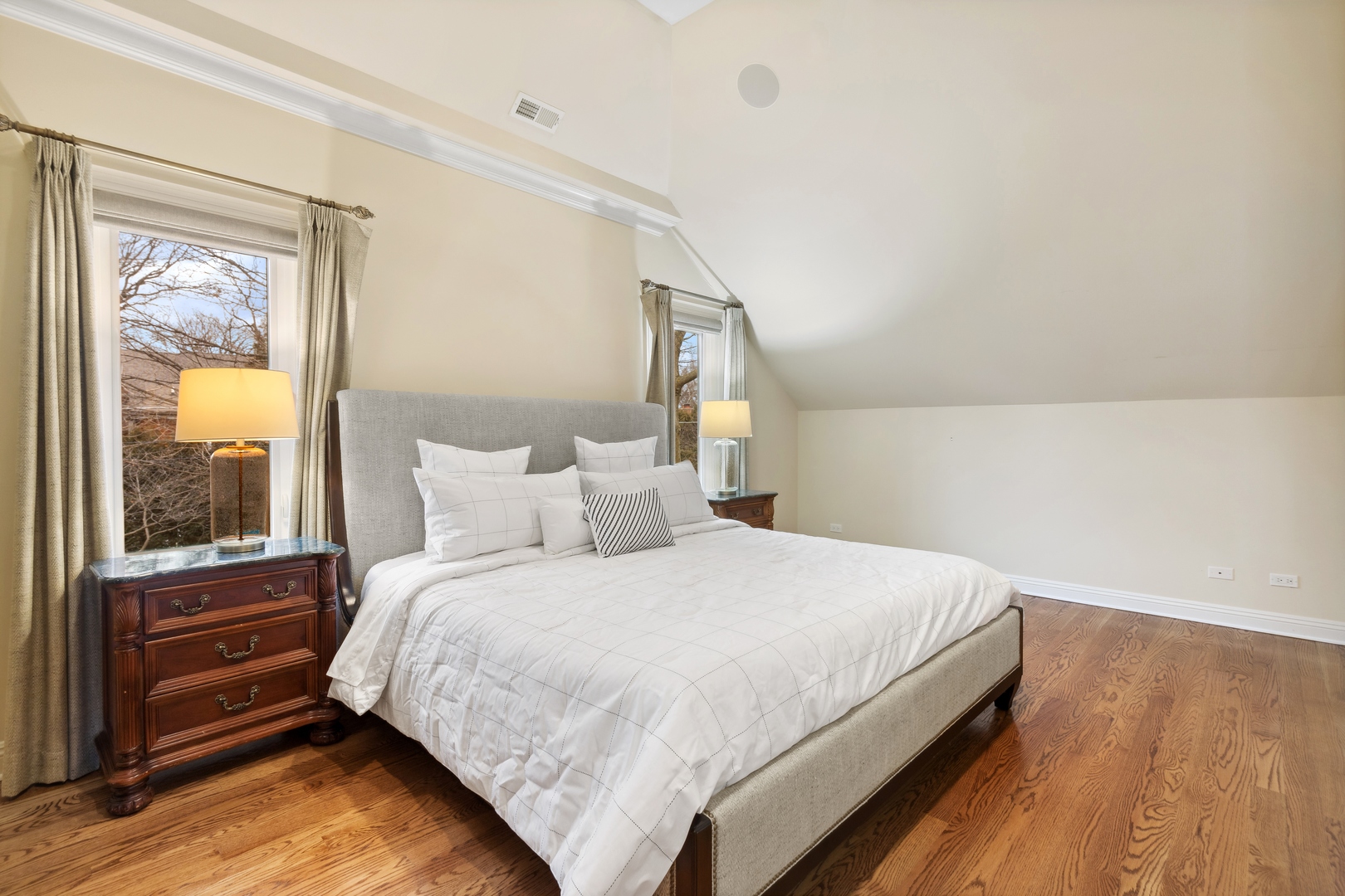 344 E Scranton Avenue