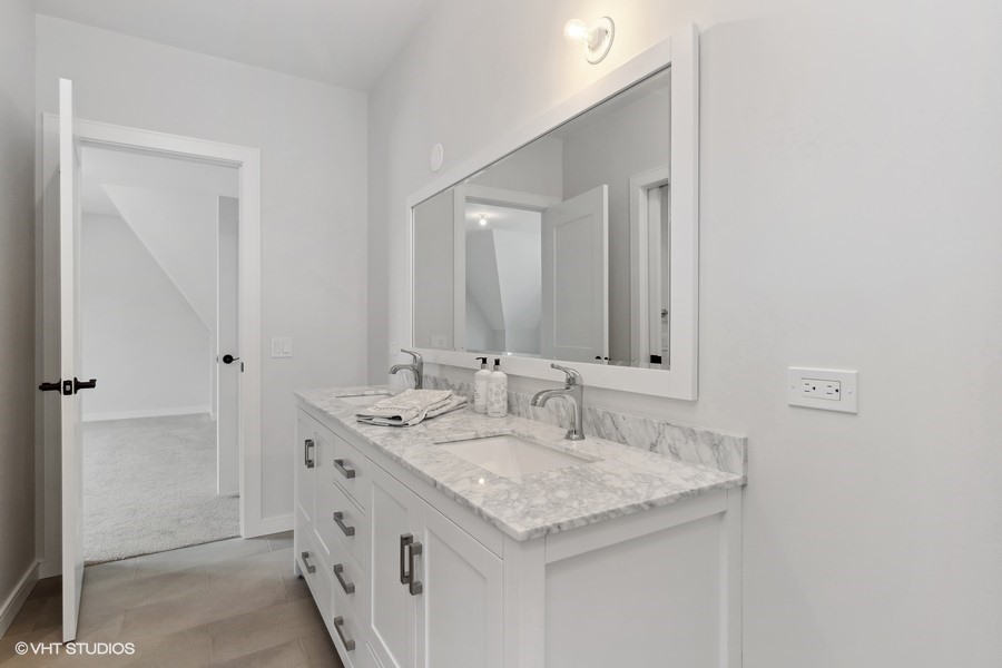 100 Hestercombe Lane