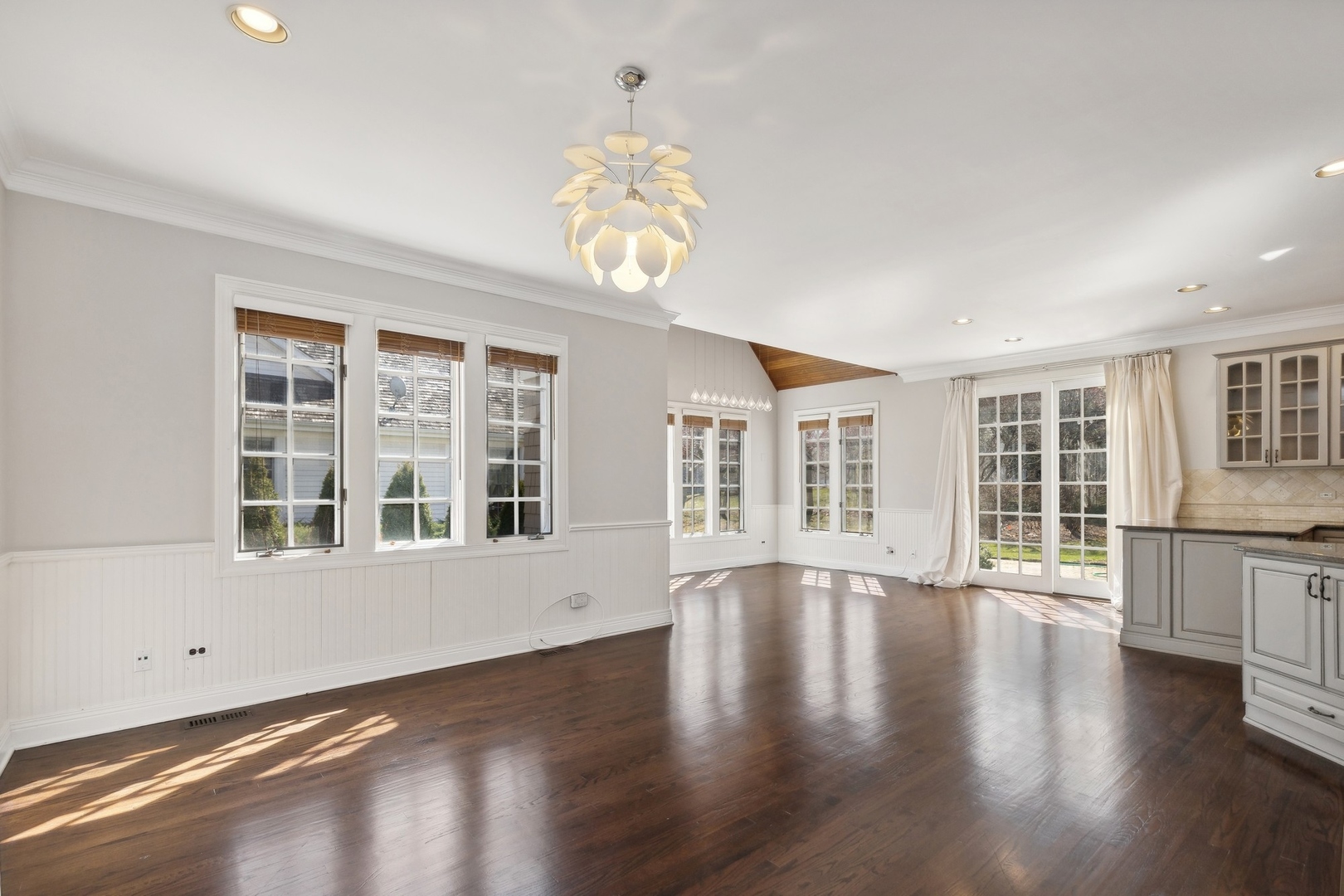 320 Meadow Lake Lane