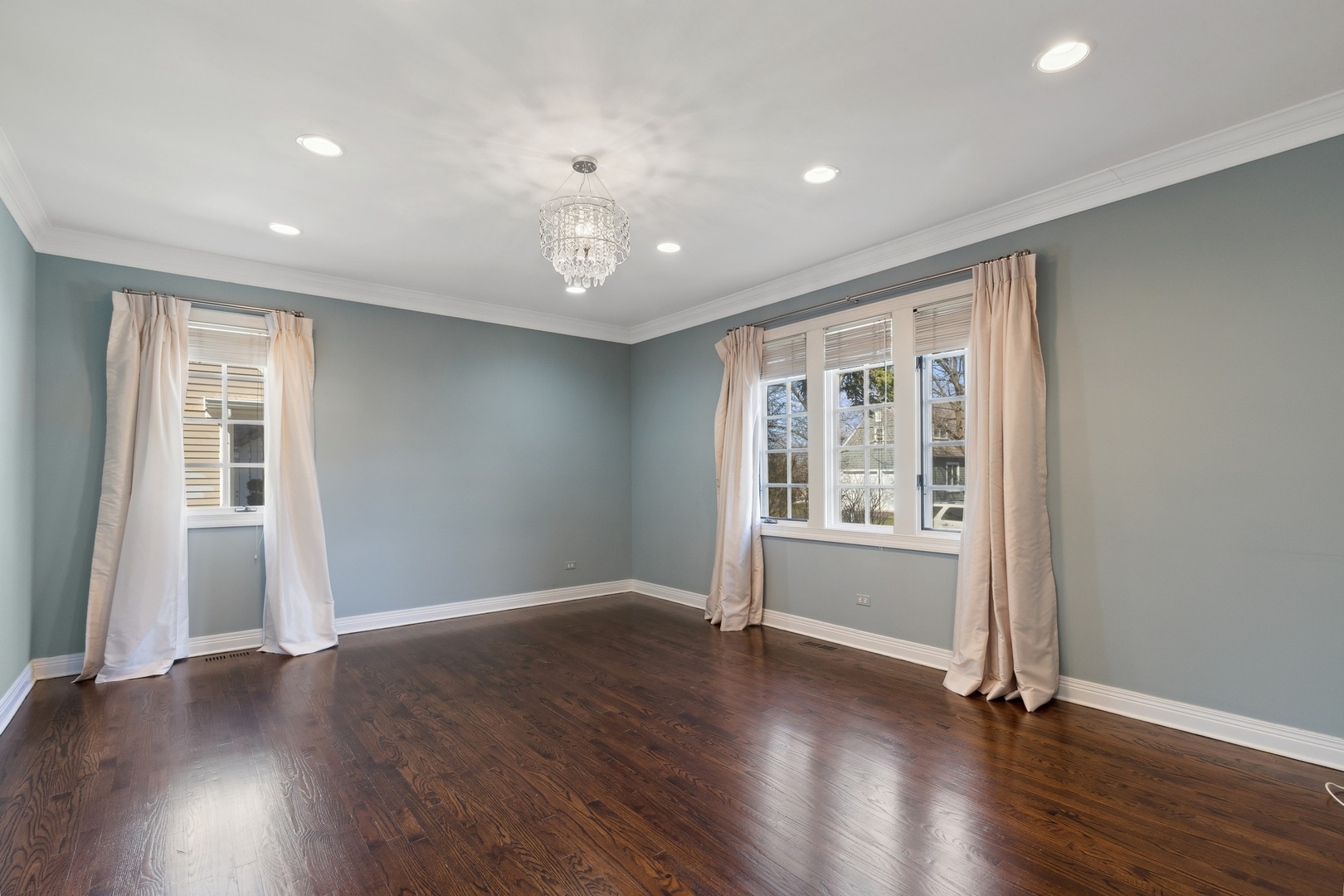 320 Meadow Lake Lane