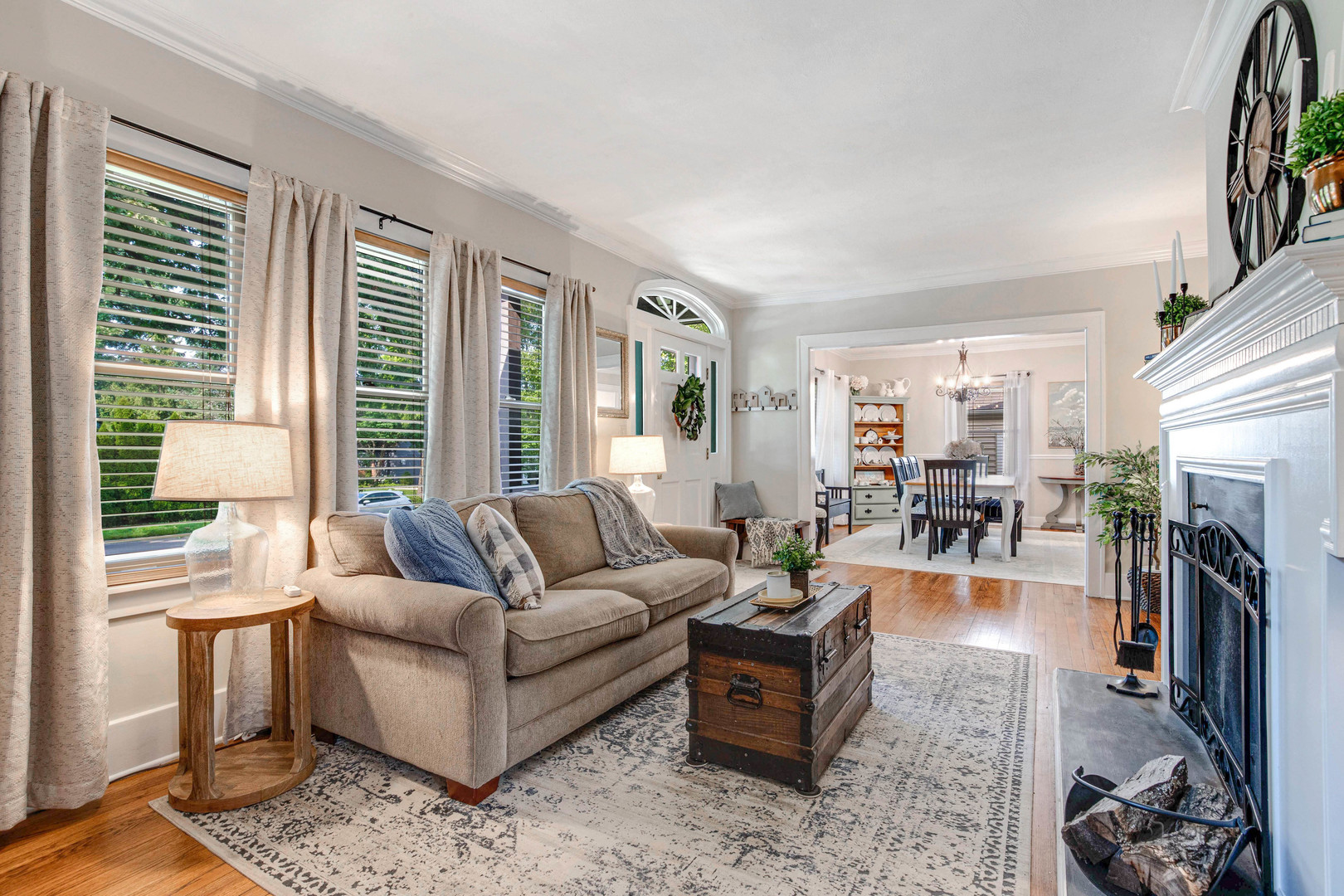 213 E Scranton Avenue