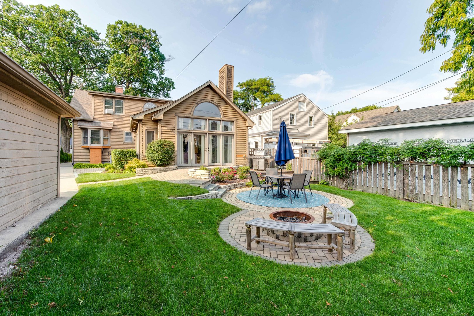 213 E Scranton Avenue