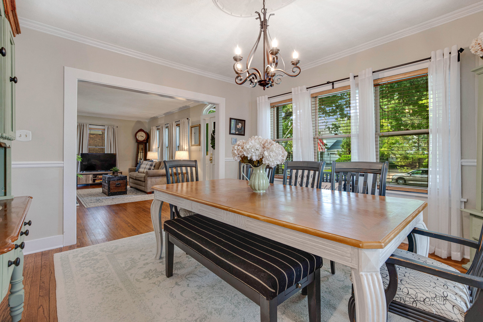 213 E Scranton Avenue