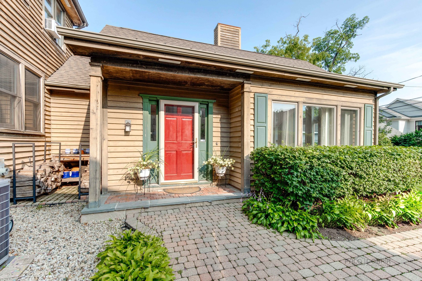 213 E Scranton Avenue