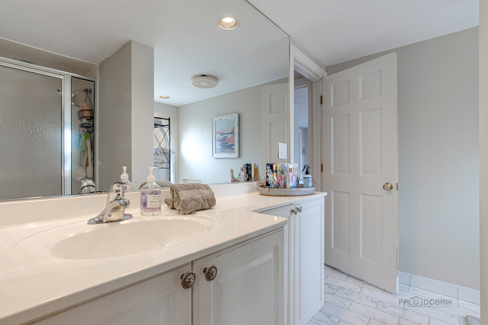 213 E Scranton Avenue