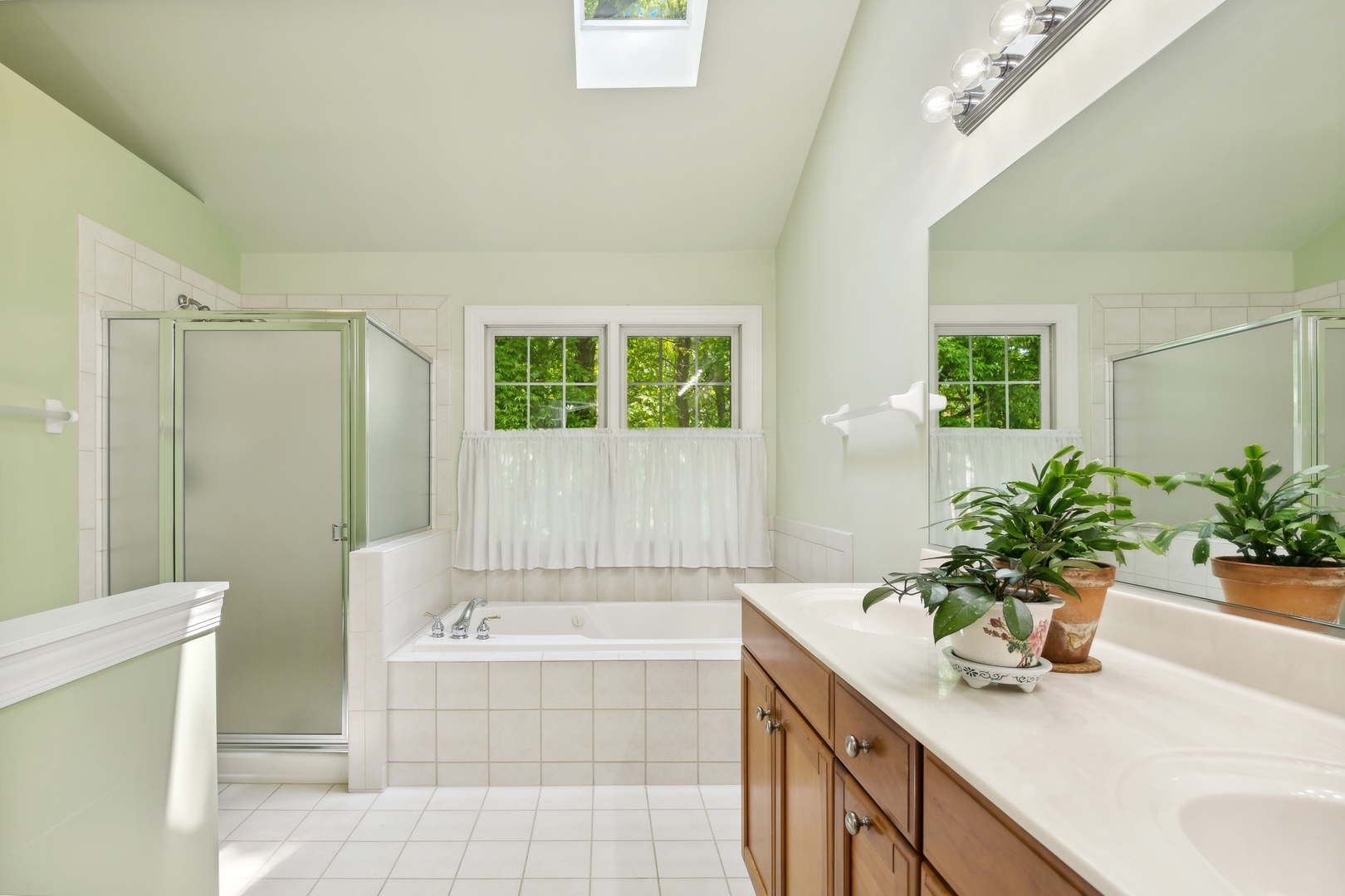 28605 Windmere Court