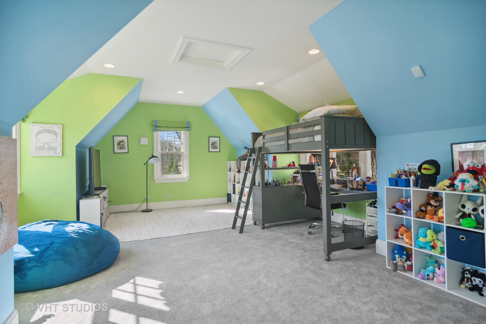 20596 W High Ridge Drive