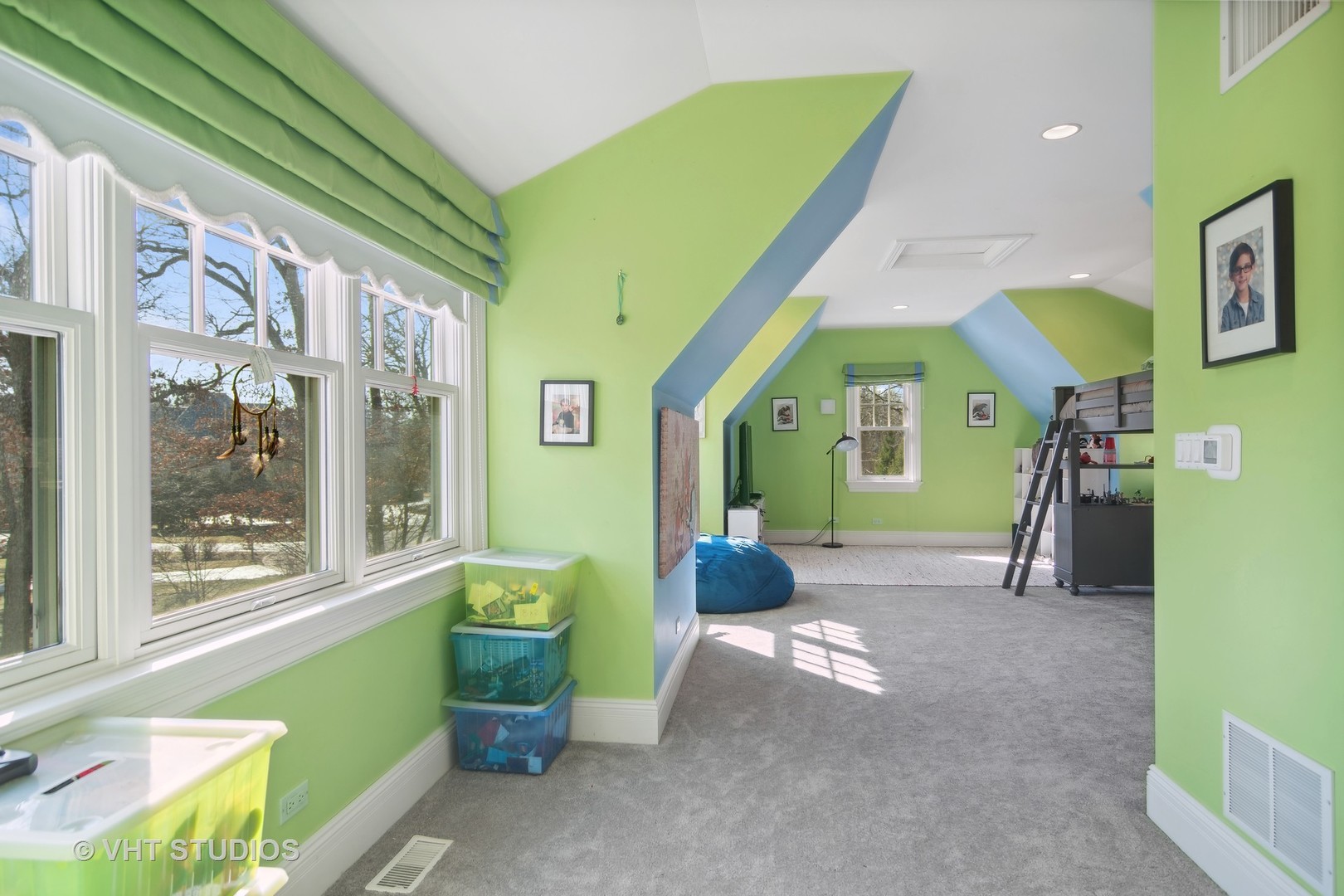 20596 W High Ridge Drive