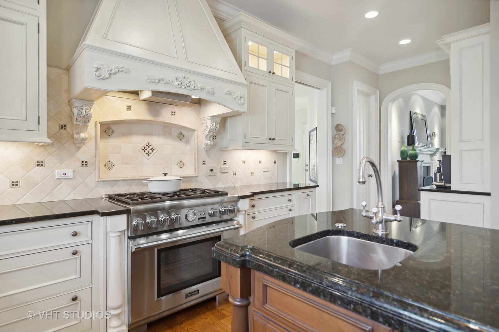 20596 W High Ridge Drive