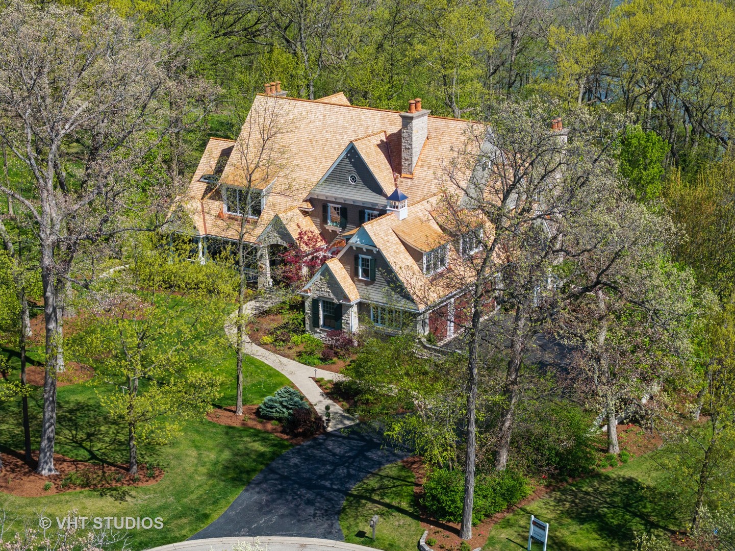 20596 W High Ridge Drive