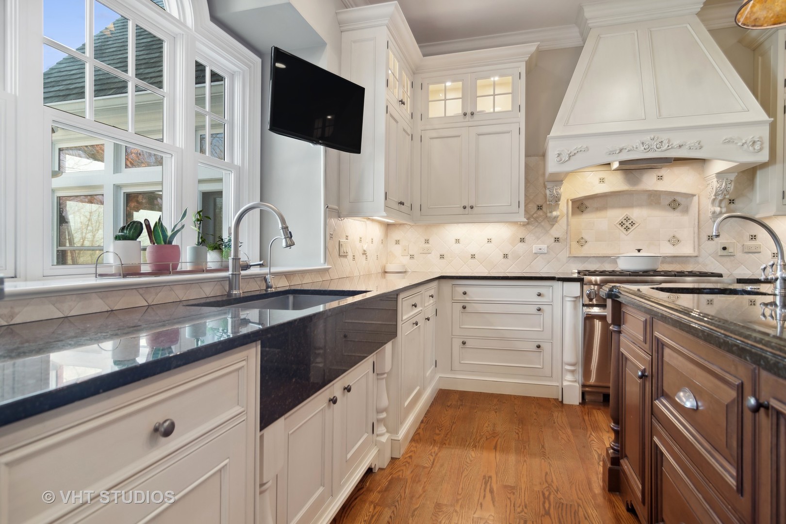 20596 W High Ridge Drive