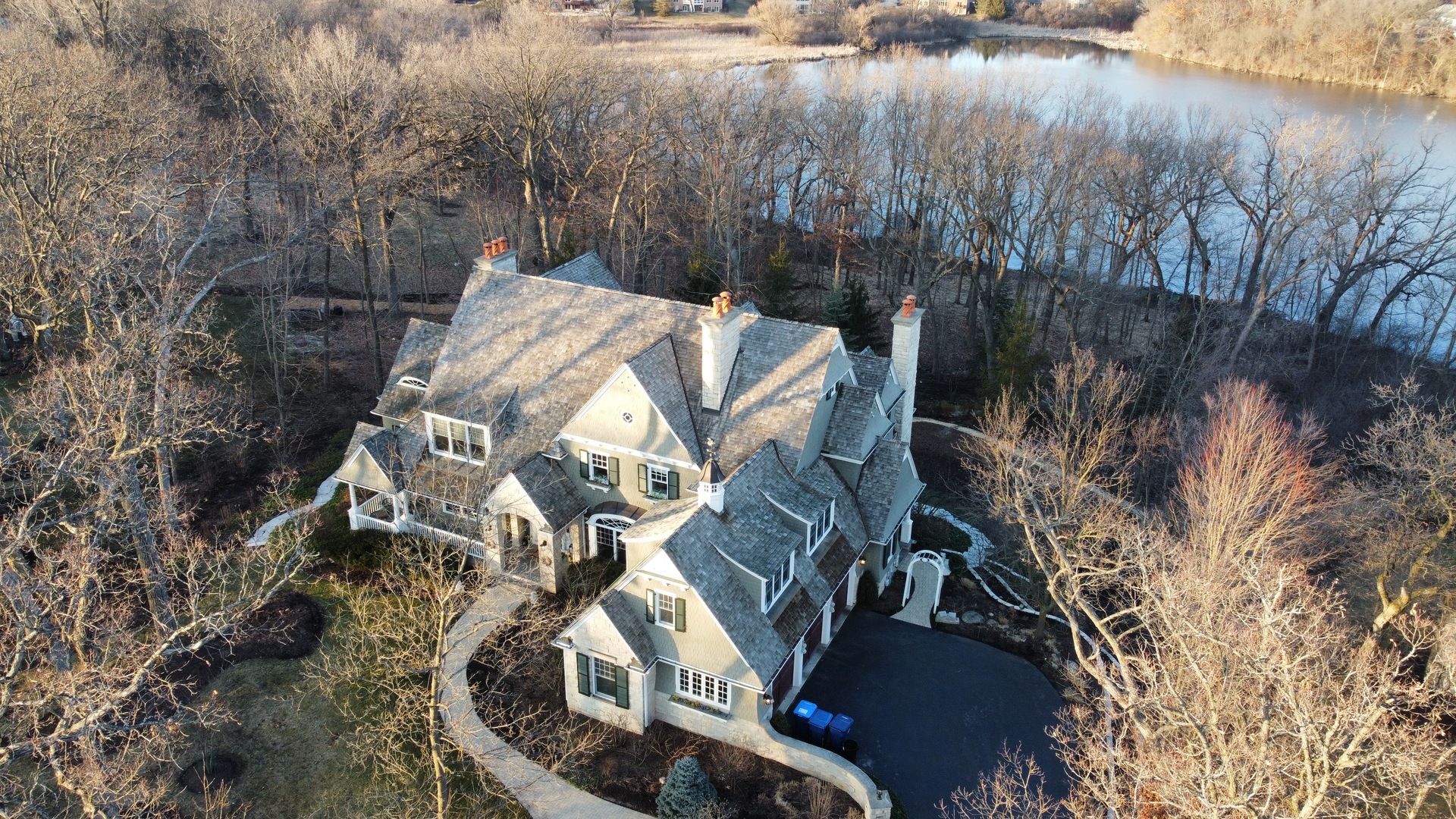 20596 W High Ridge Drive