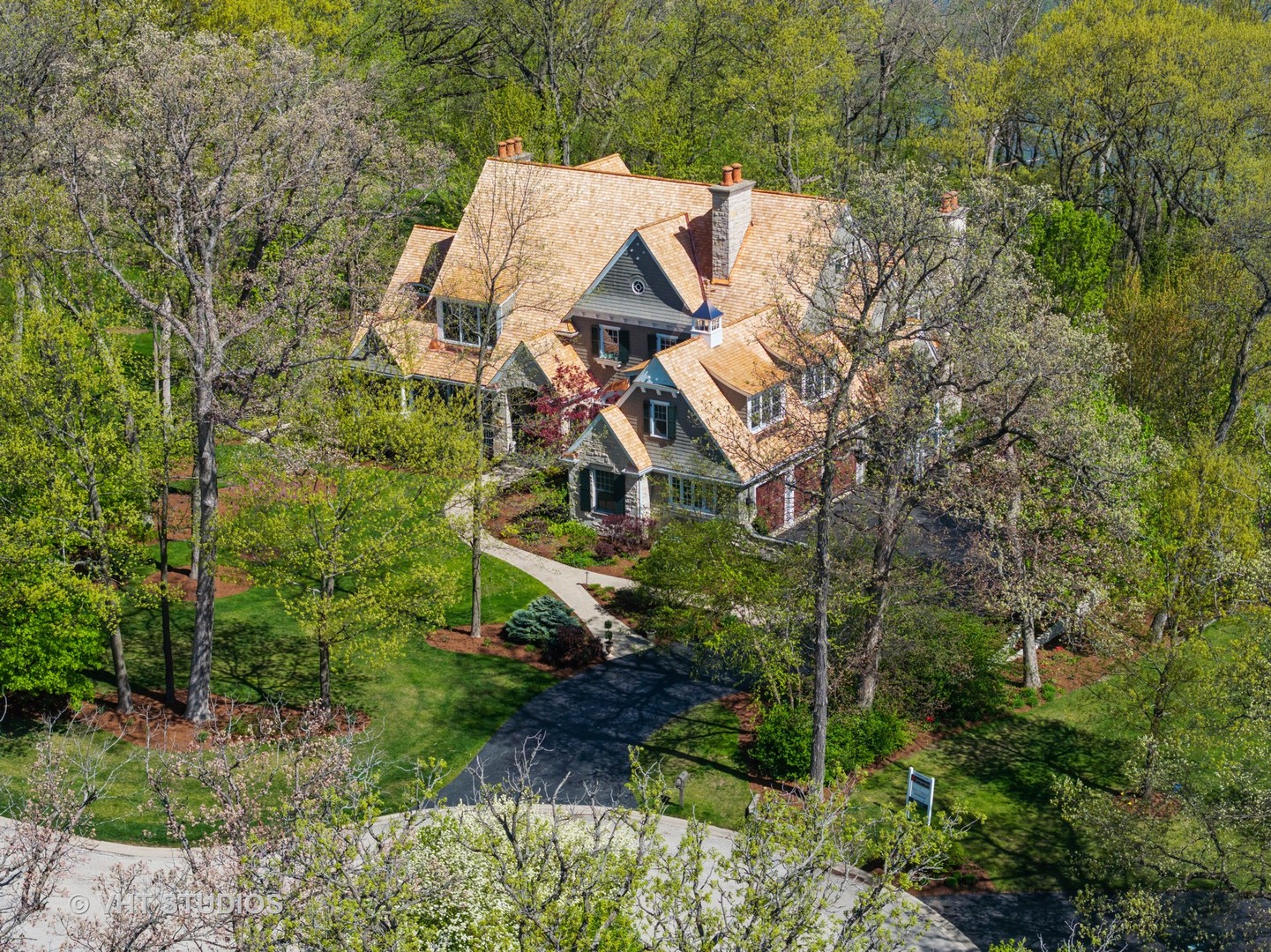 20596 W High Ridge Drive