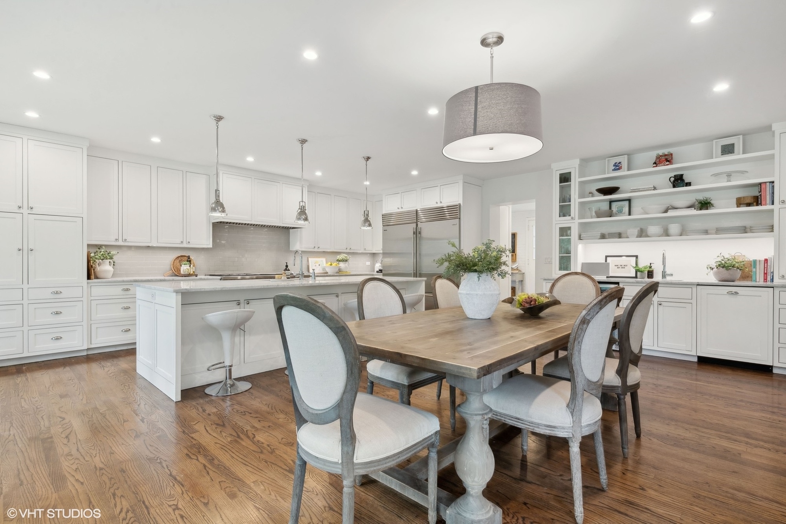 1351 N Green Bay Road