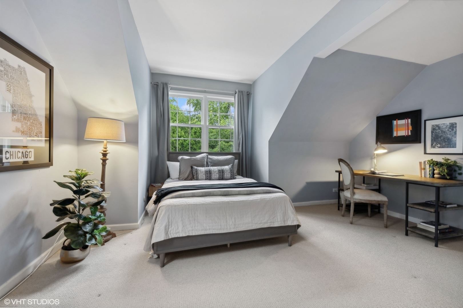 1351 N Green Bay Road