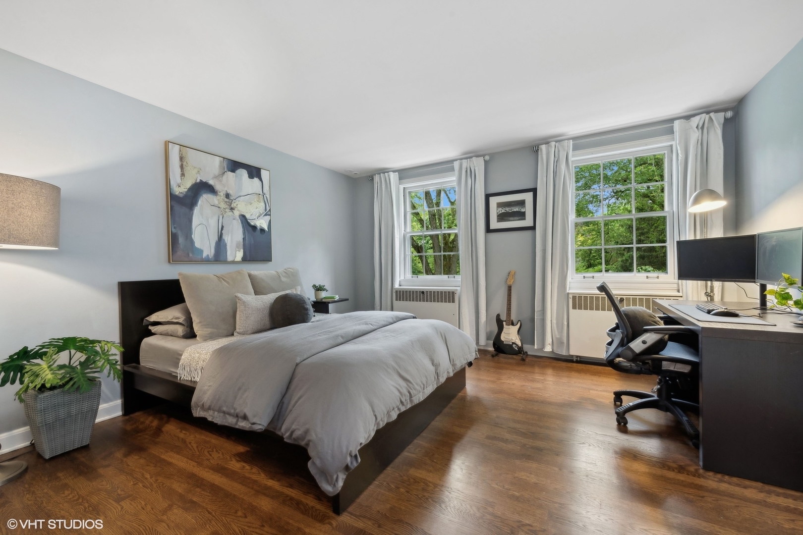 1351 N Green Bay Road