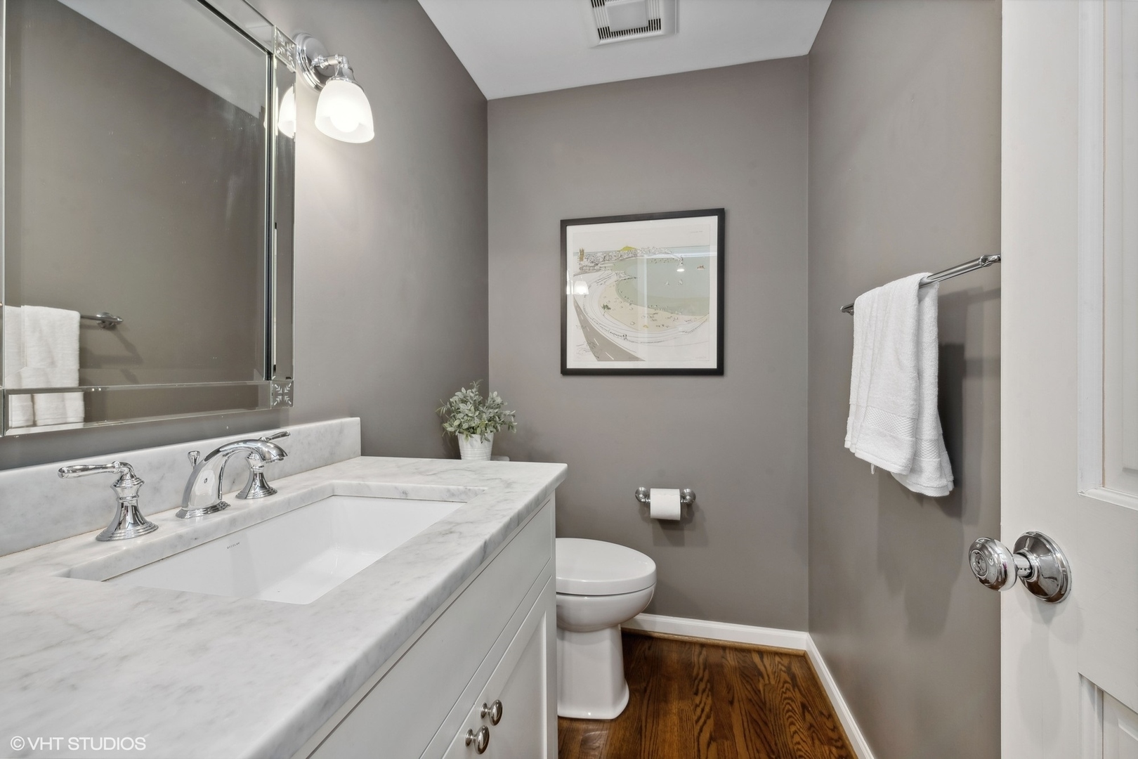 1351 N Green Bay Road