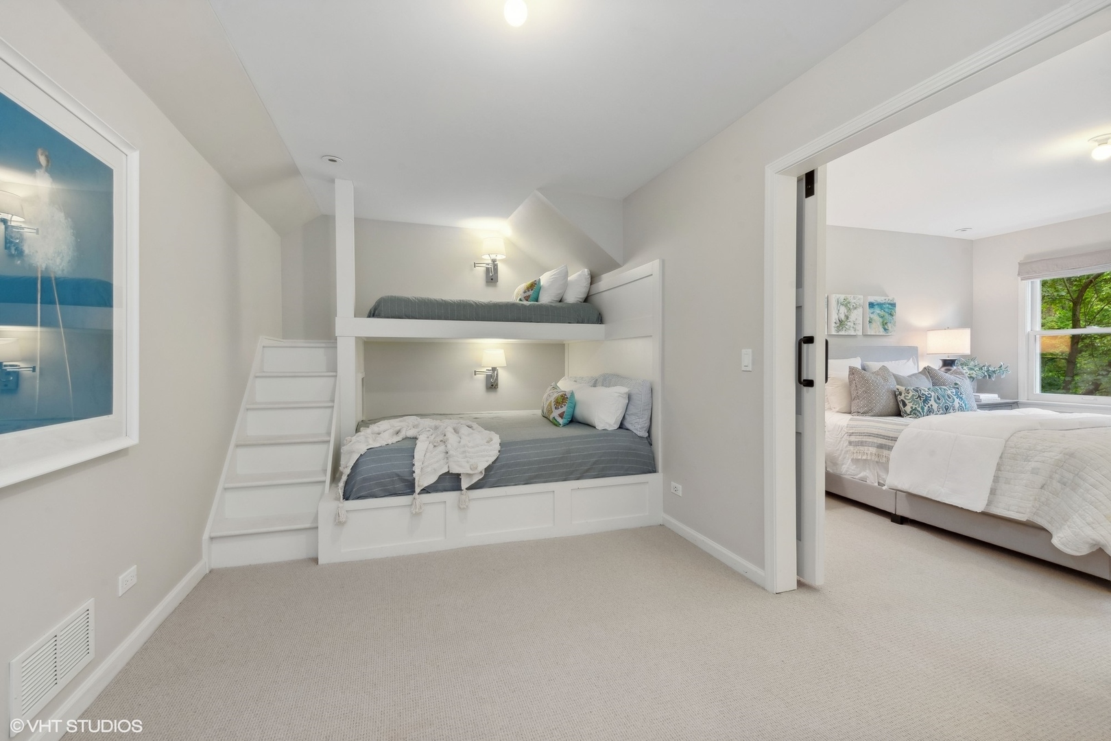 1351 N Green Bay Road