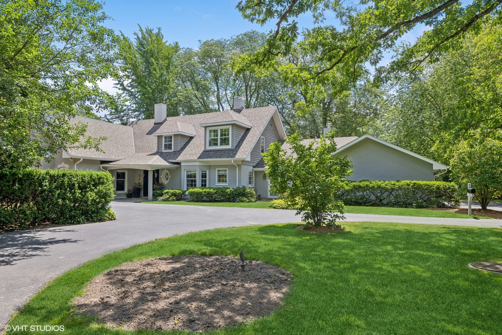 1351 N Green Bay Road