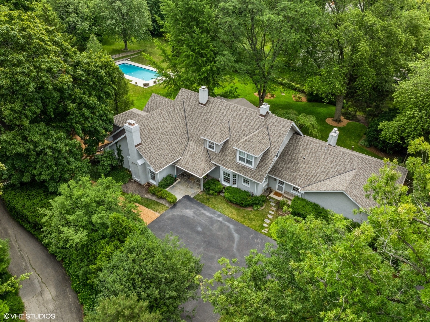 1351 N Green Bay Road