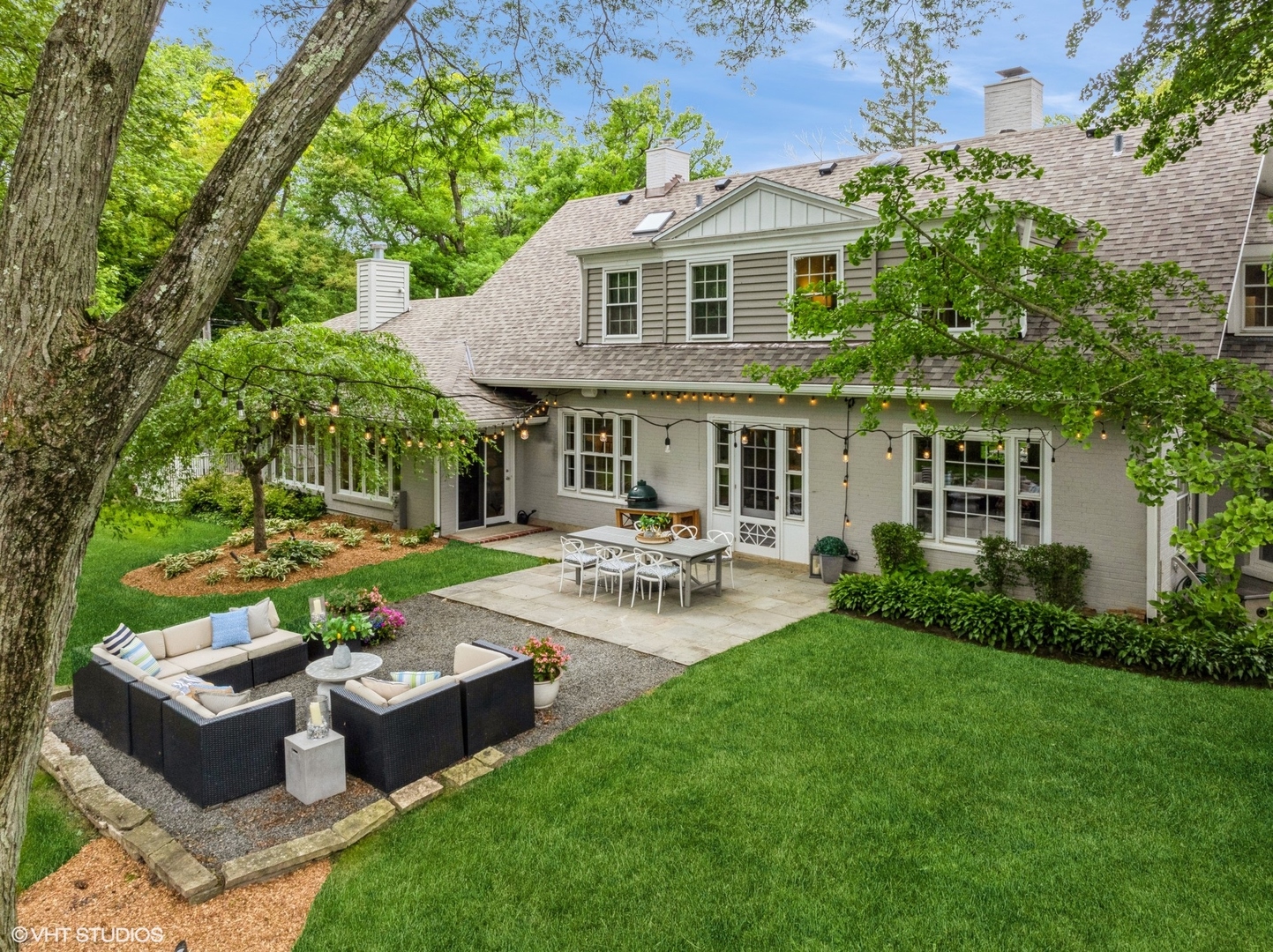 1351 N Green Bay Road